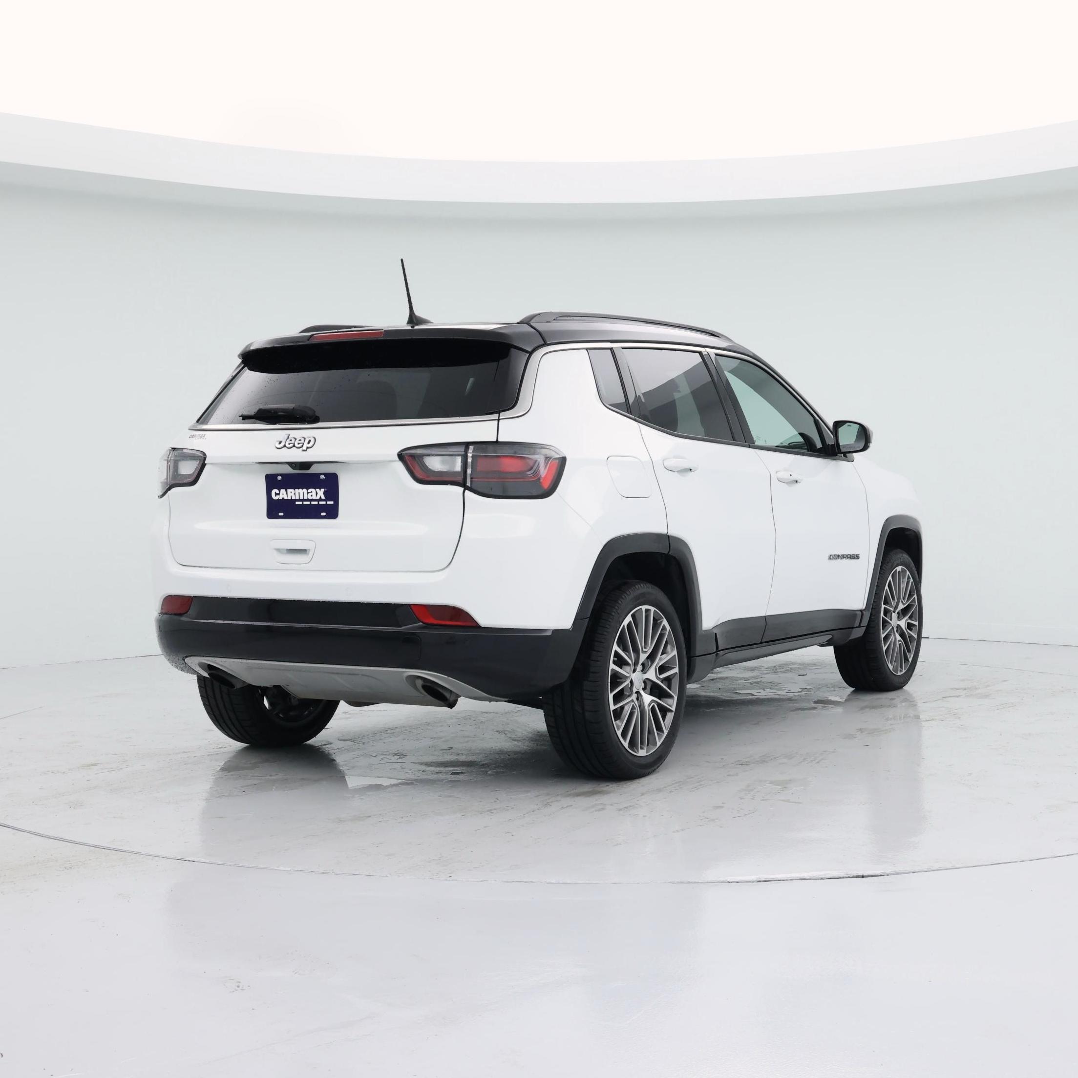 Thumbnail: 2023 Jeep Compass - 8