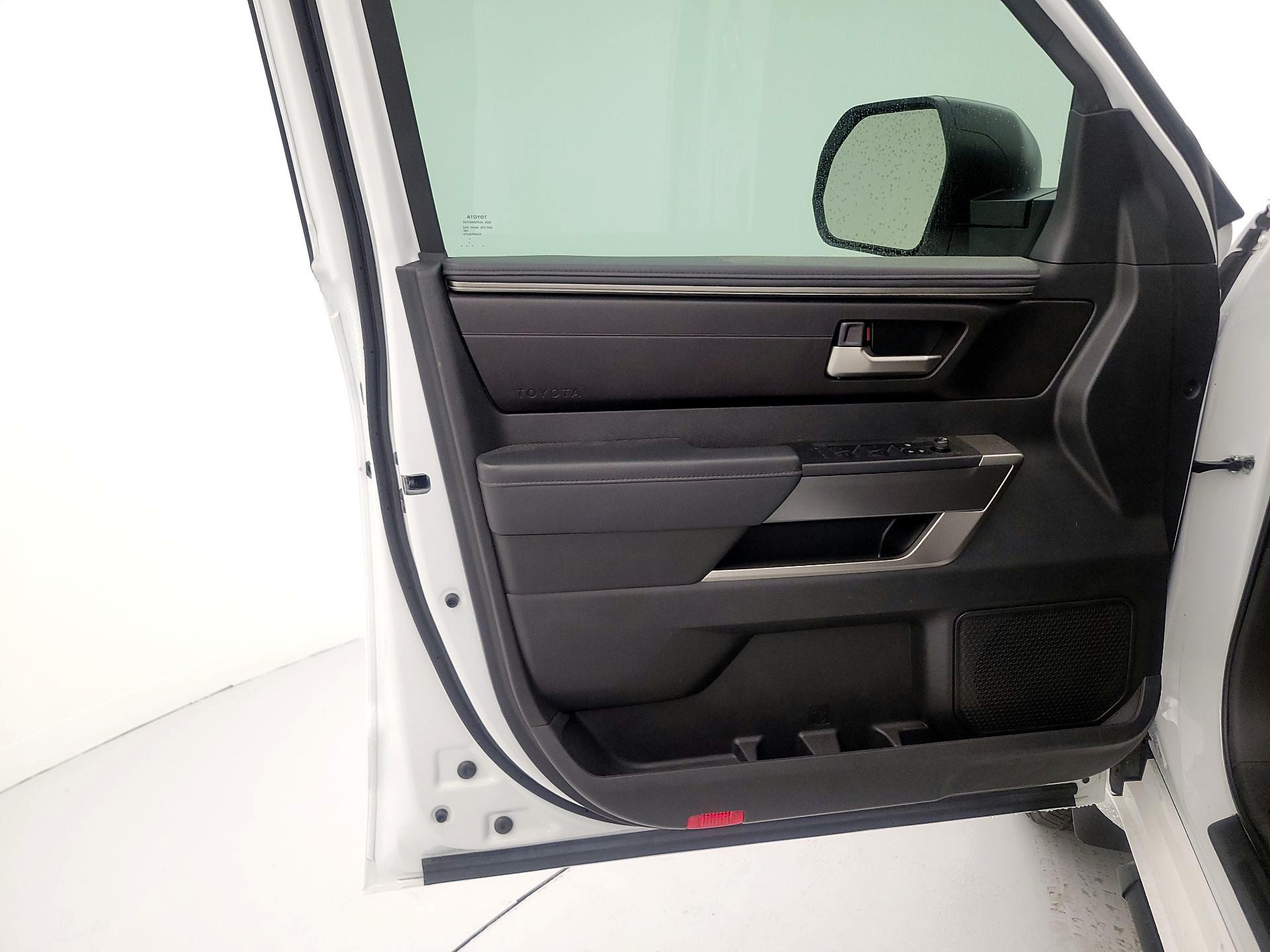 Thumbnail: 2024 Toyota Tundra - 12