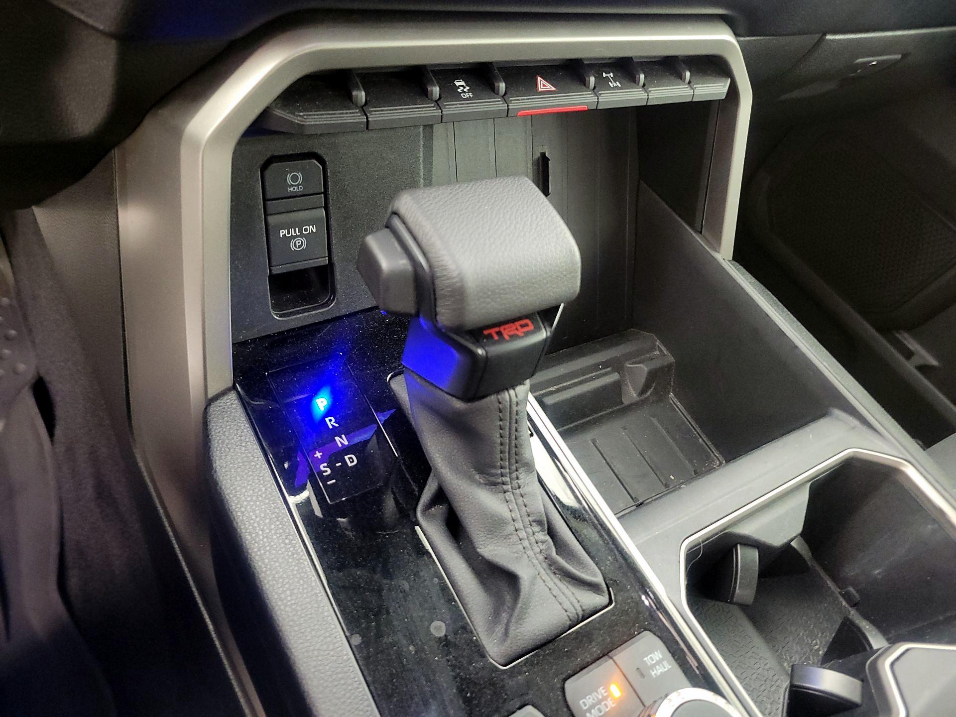 Thumbnail: 2024 Toyota Tundra - 17