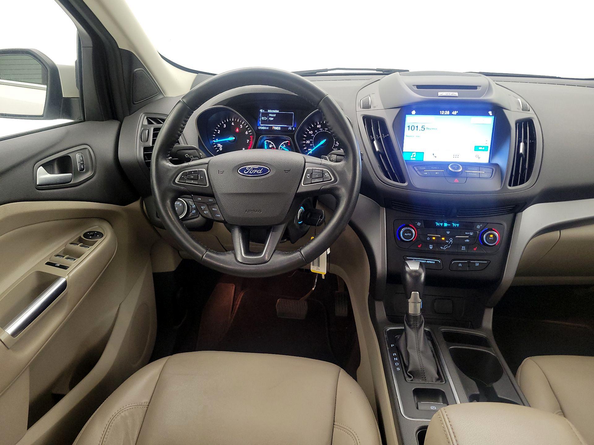 Thumbnail: 2017 Ford Escape - 10