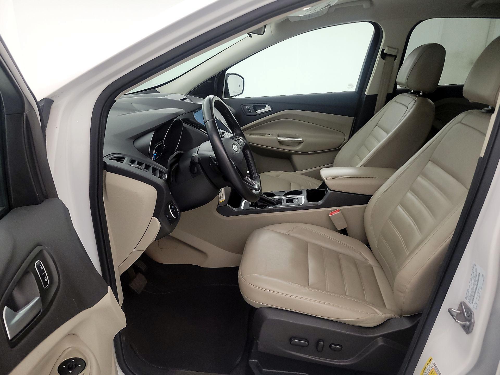 Thumbnail: 2017 Ford Escape - 11