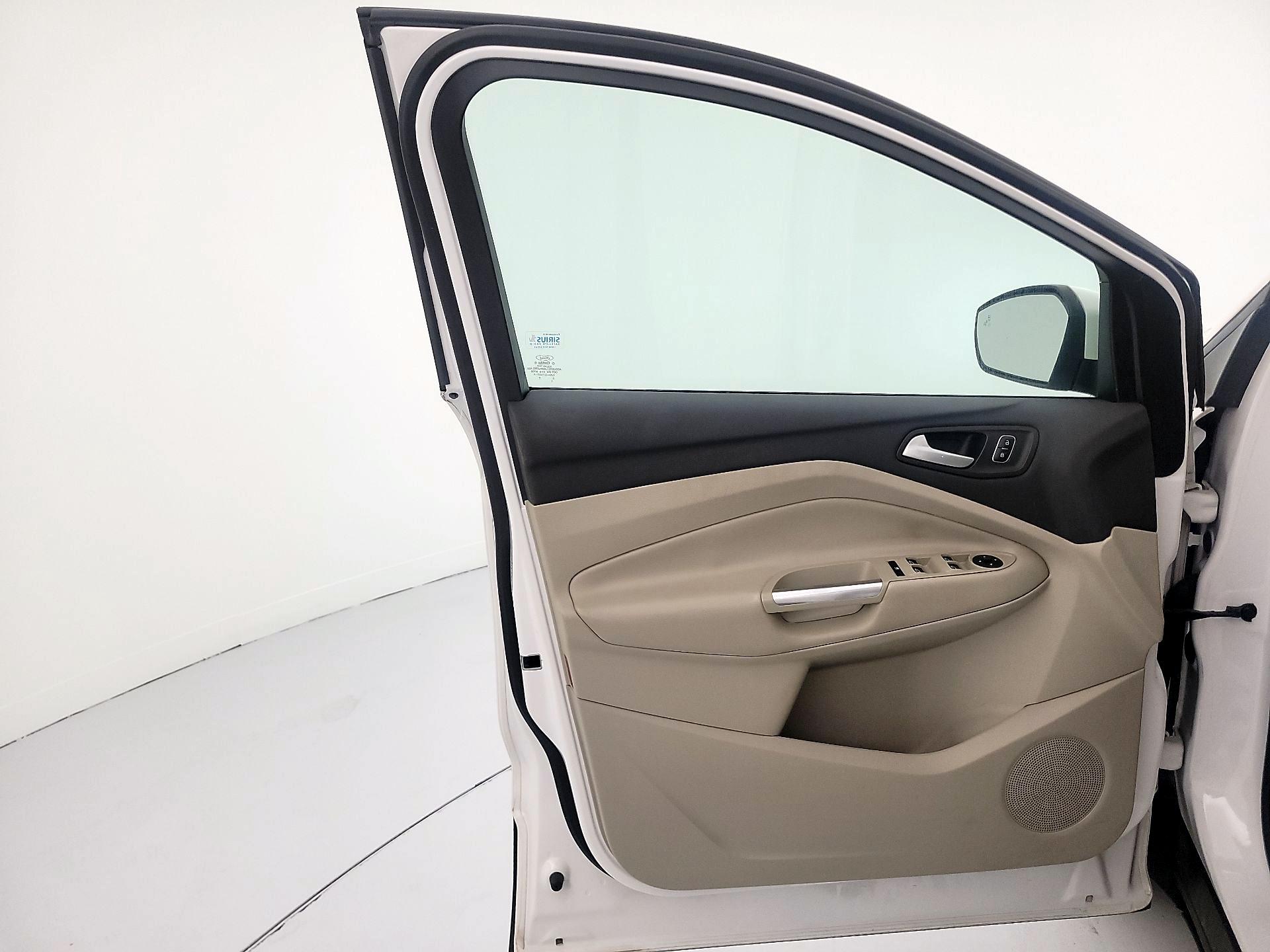 Thumbnail: 2017 Ford Escape - 12