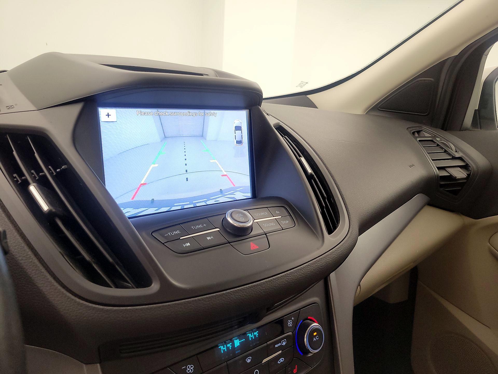 Thumbnail: 2017 Ford Escape - 14