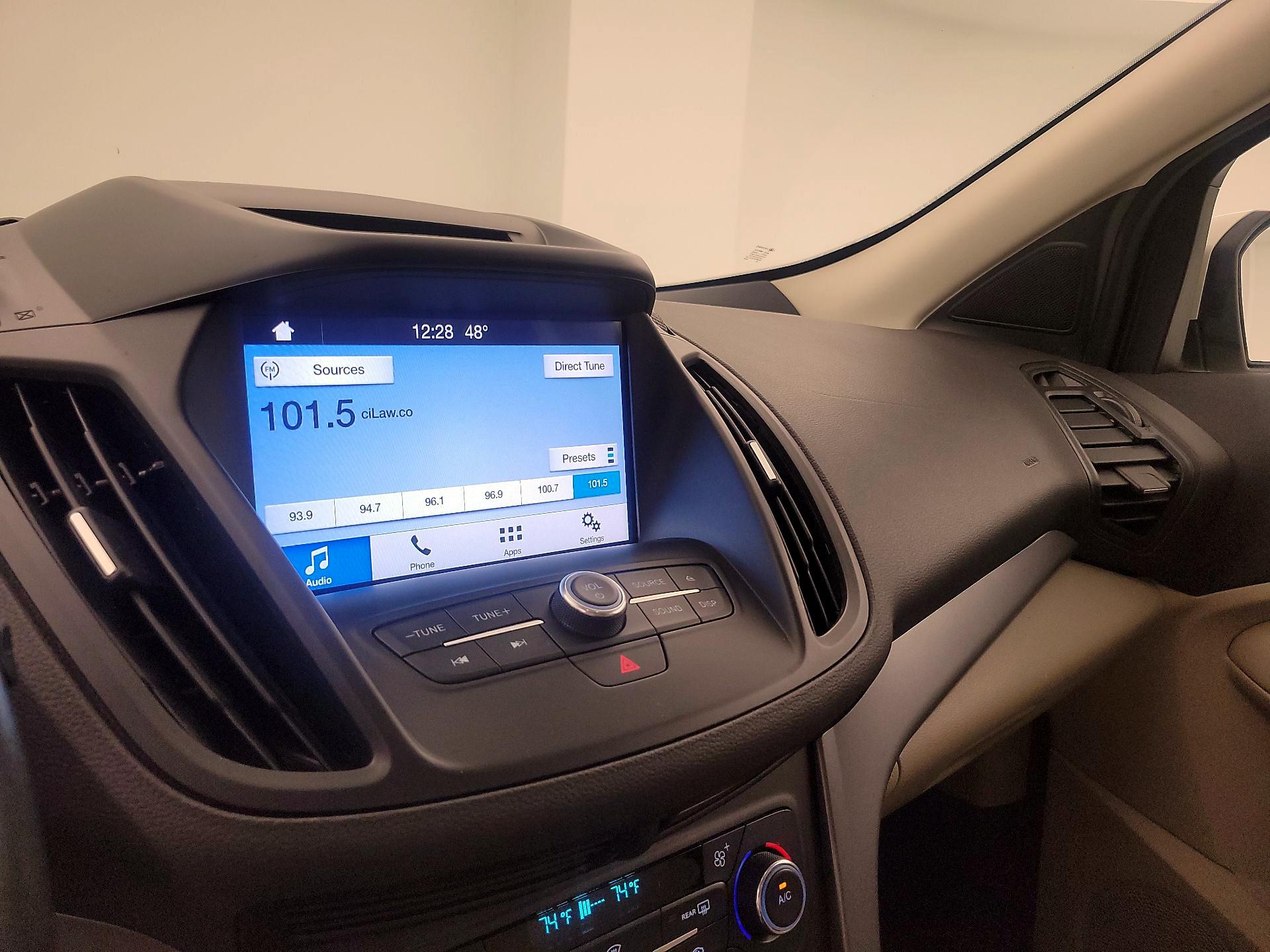 Thumbnail: 2017 Ford Escape - 15