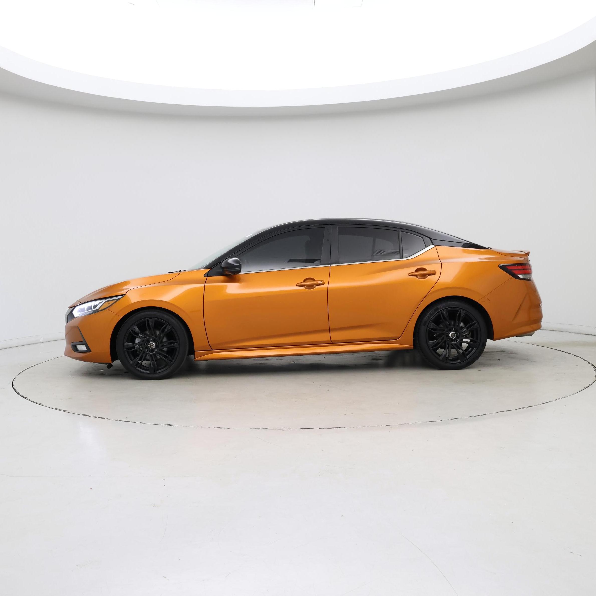 Thumbnail: 2021 Nissan Sentra - 3