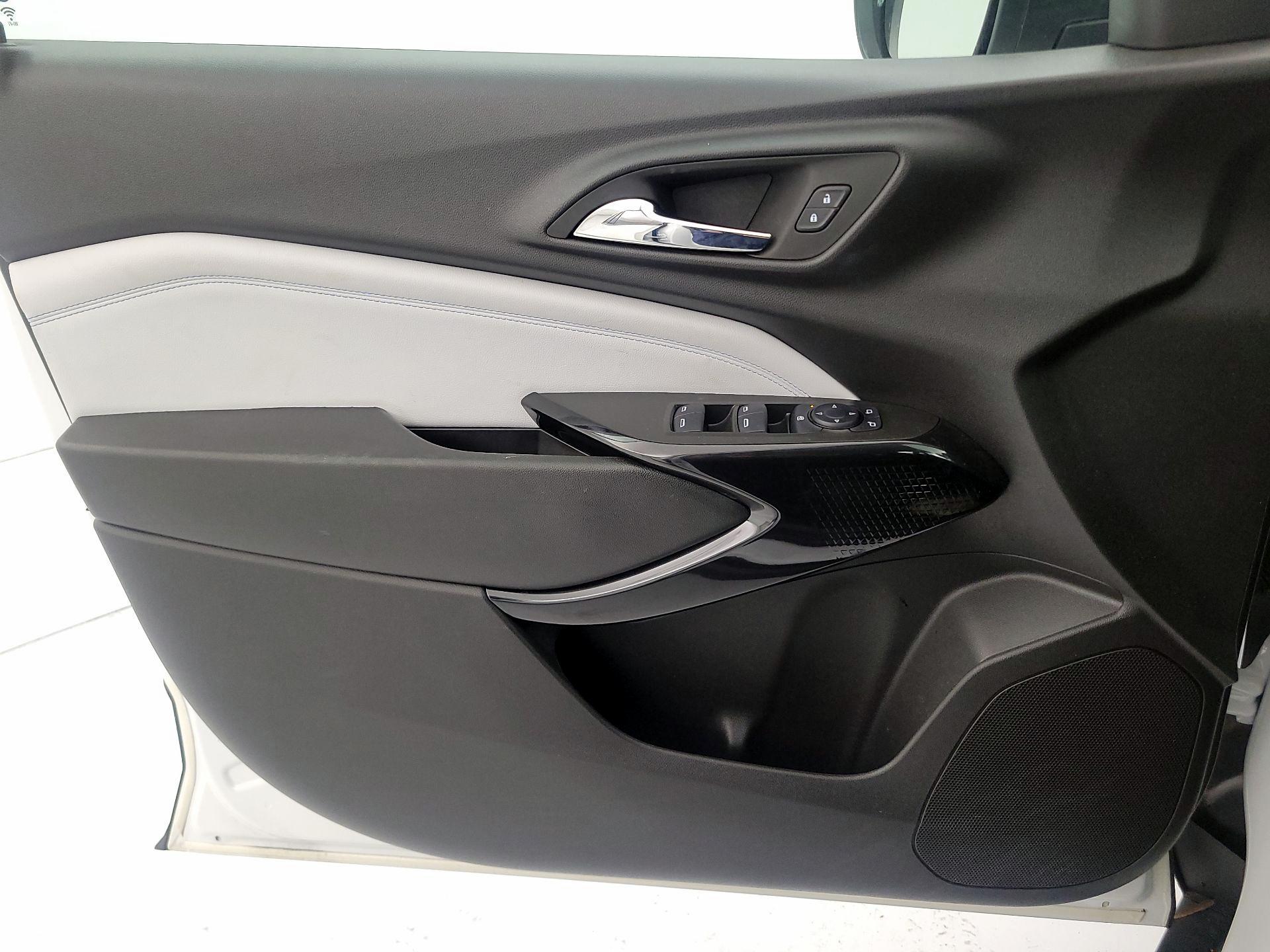 Thumbnail: 2025 Chevrolet Trax - 12