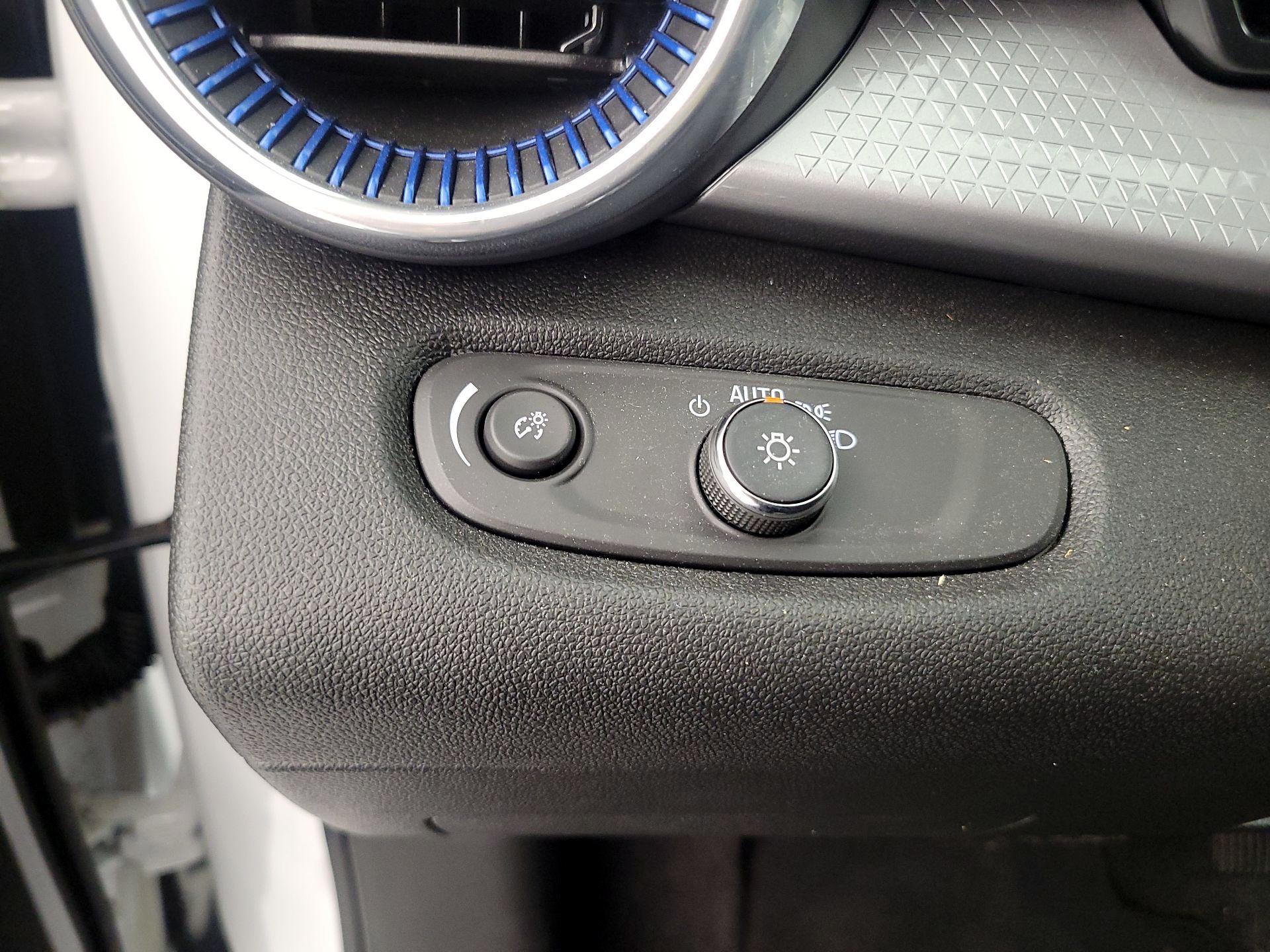 Thumbnail: 2025 Chevrolet Trax - 13