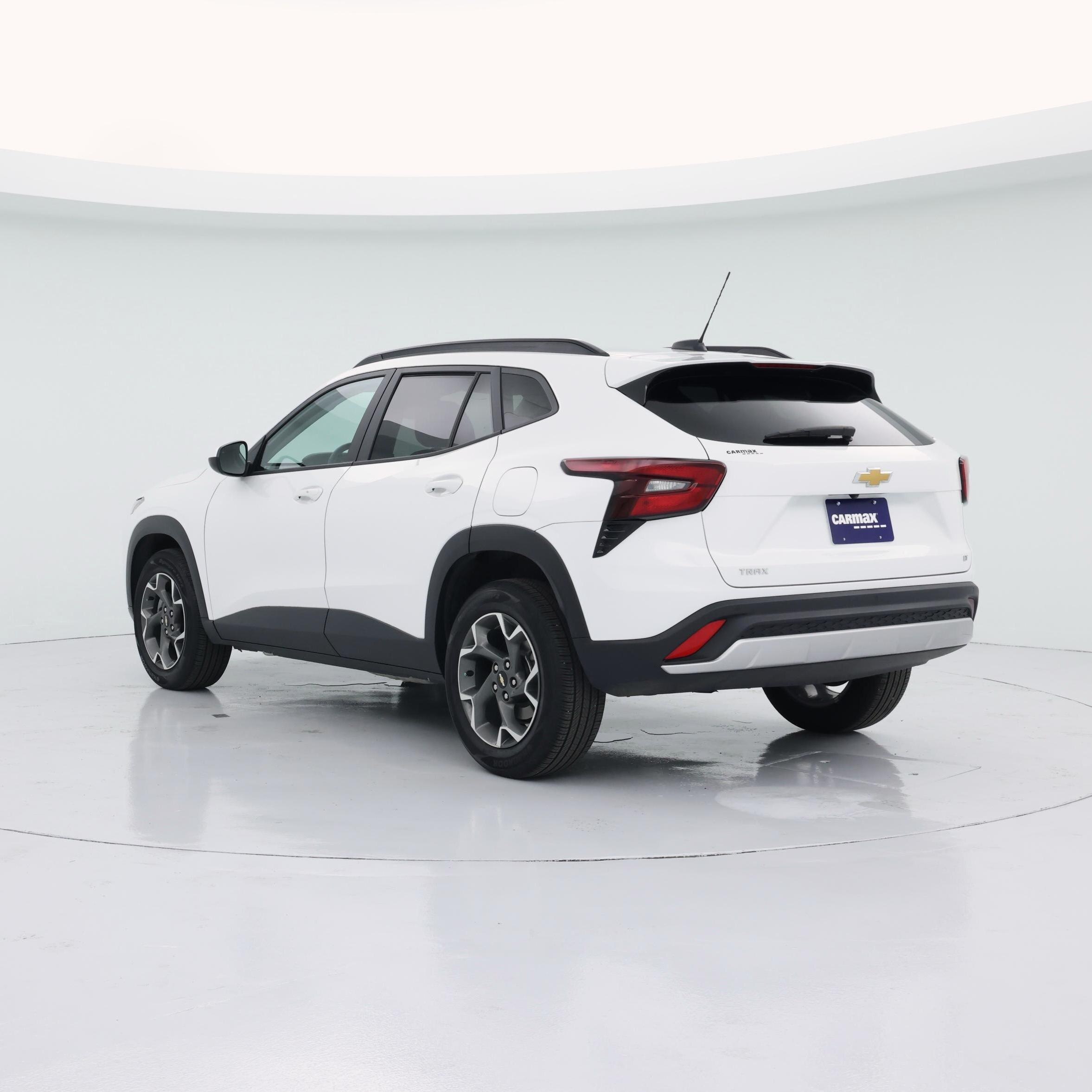 Thumbnail: 2025 Chevrolet Trax - 2