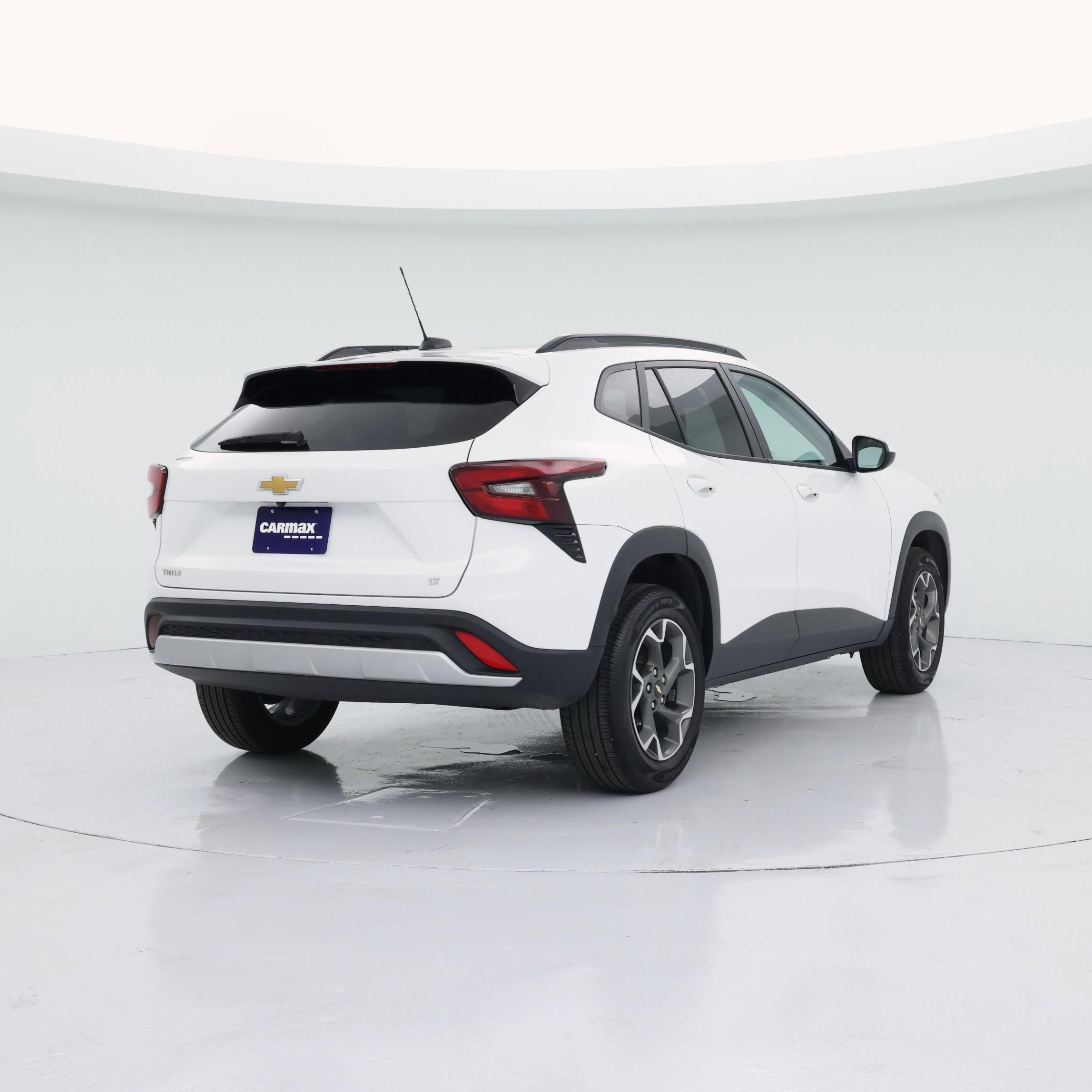 Thumbnail: 2025 Chevrolet Trax - 8