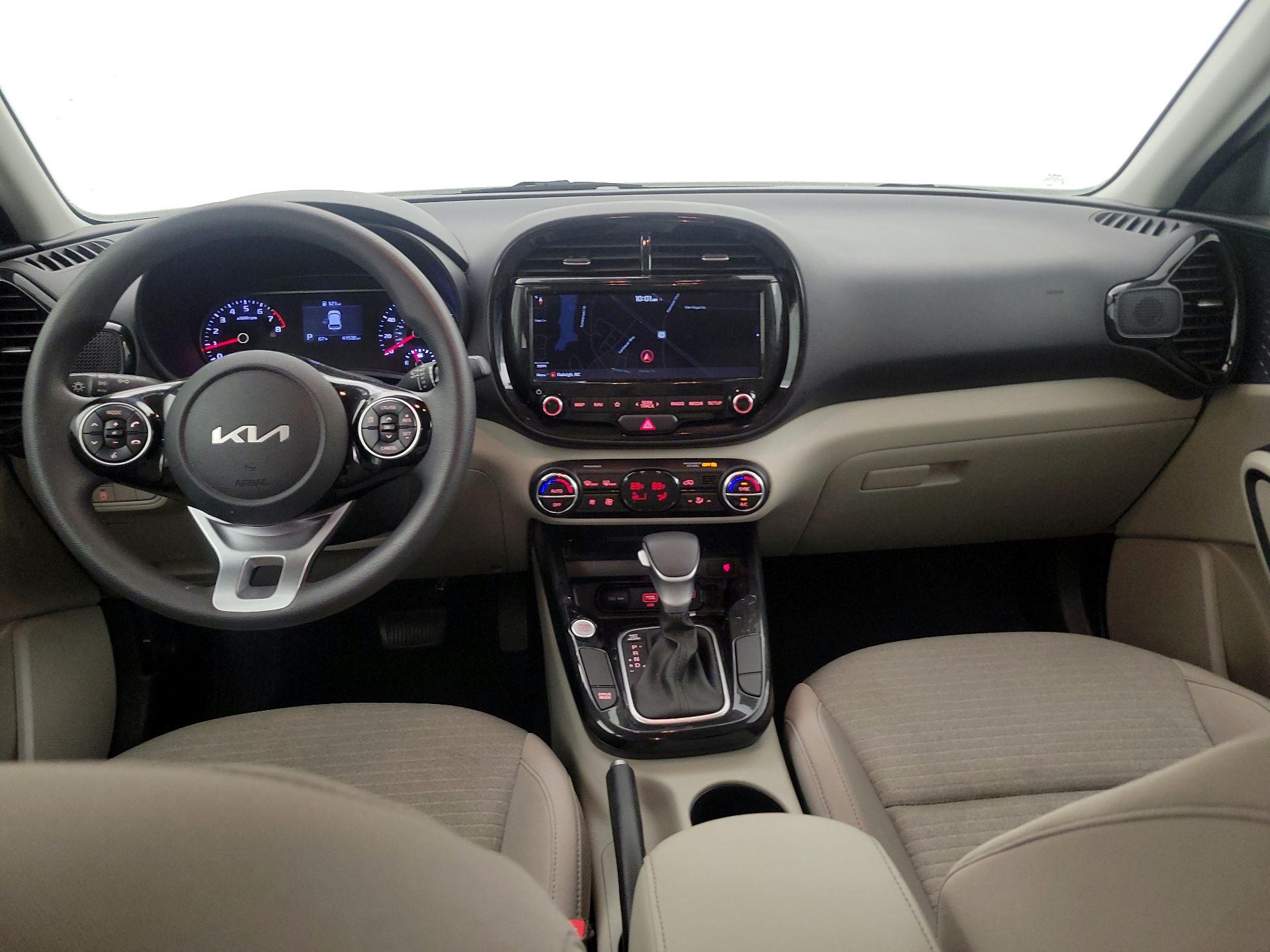 Thumbnail: 2022 Kia Soul - 9