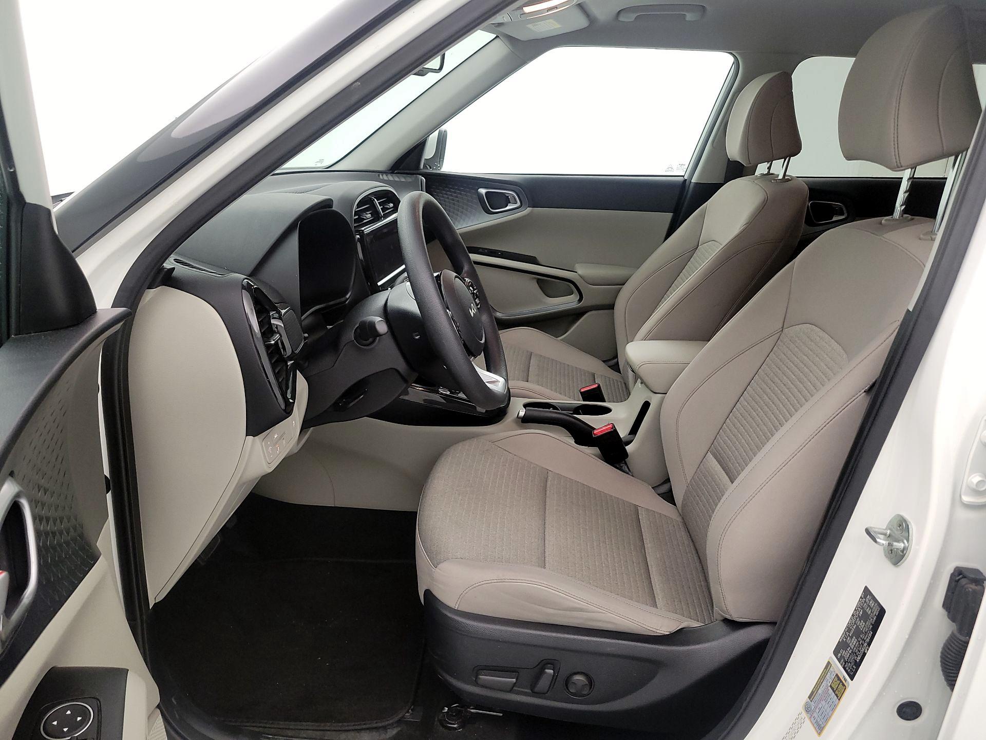 Thumbnail: 2022 Kia Soul - 11