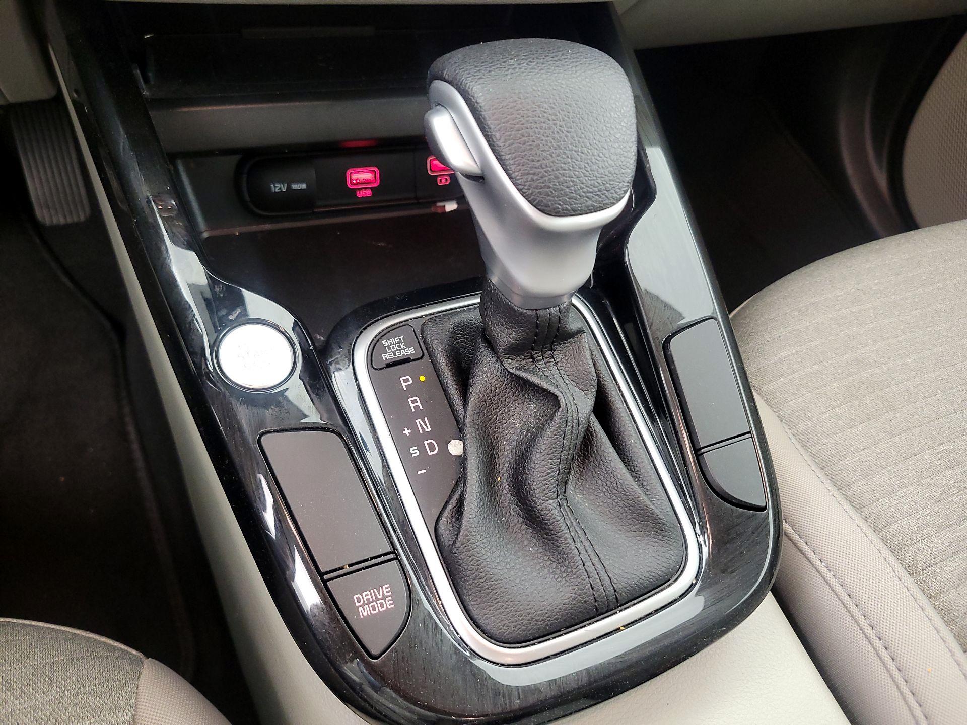 Thumbnail: 2022 Kia Soul - 18