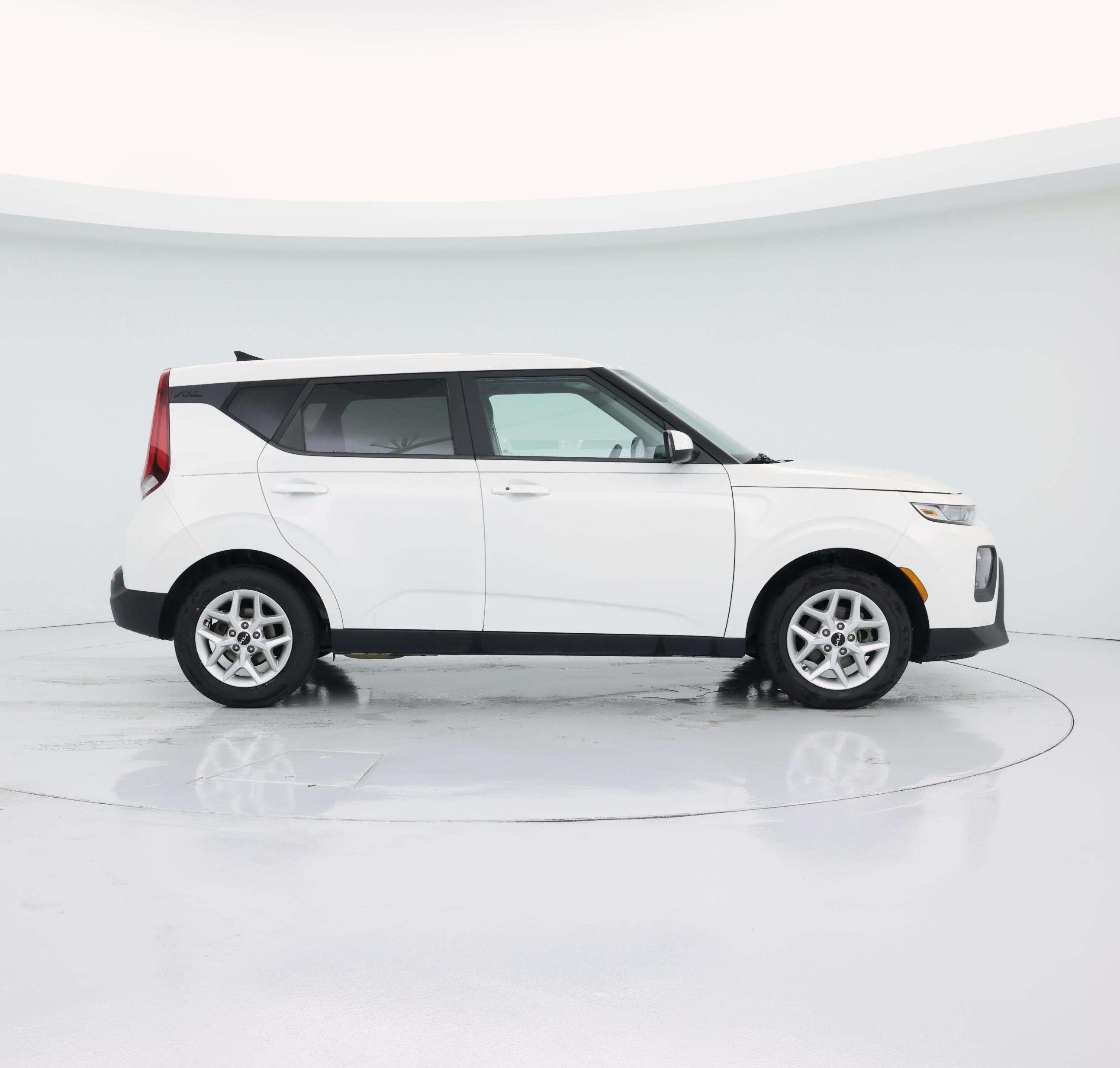 Thumbnail: 2022 Kia Soul - 7
