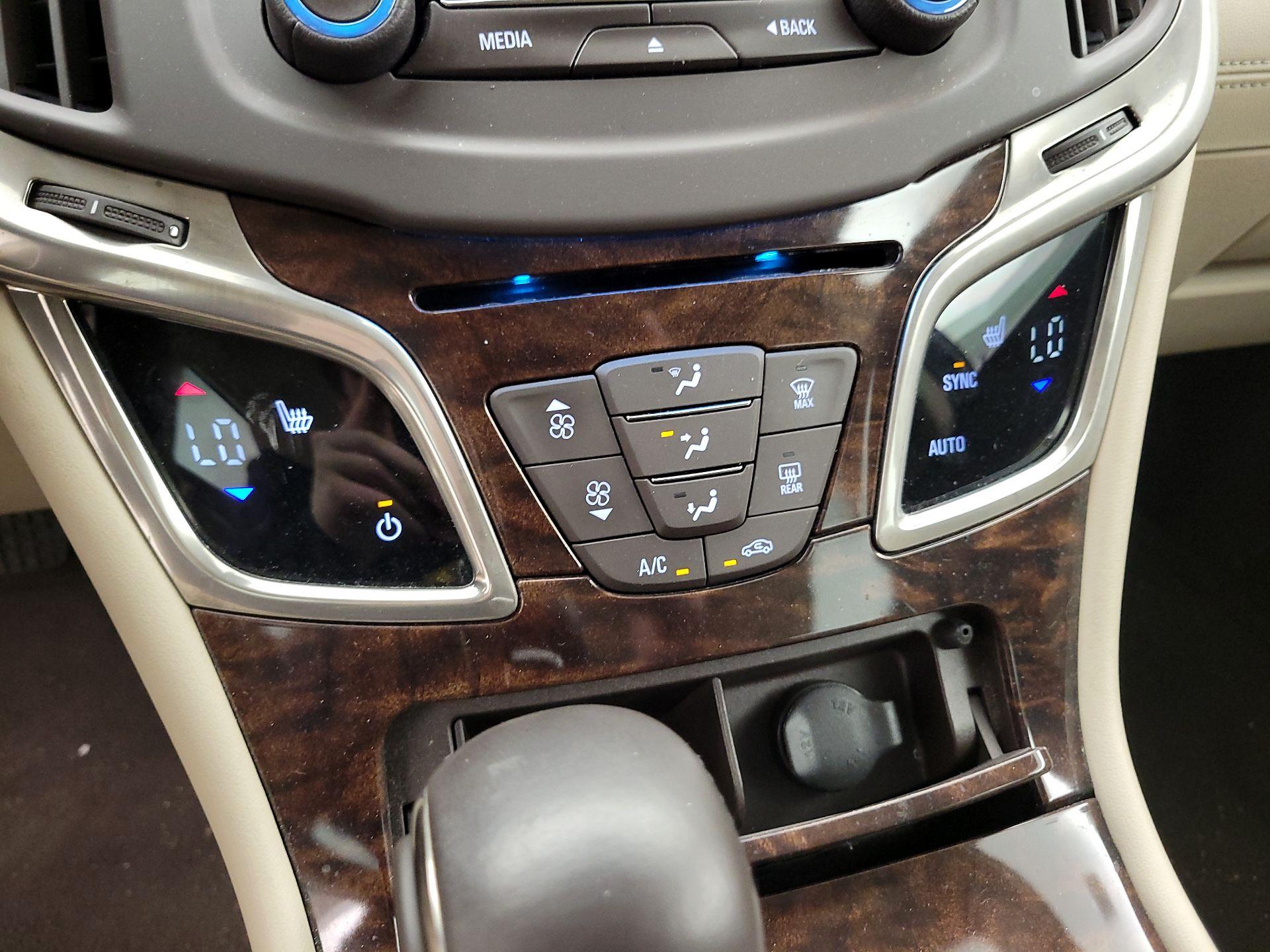 Thumbnail: 2014 Buick LaCrosse - 14