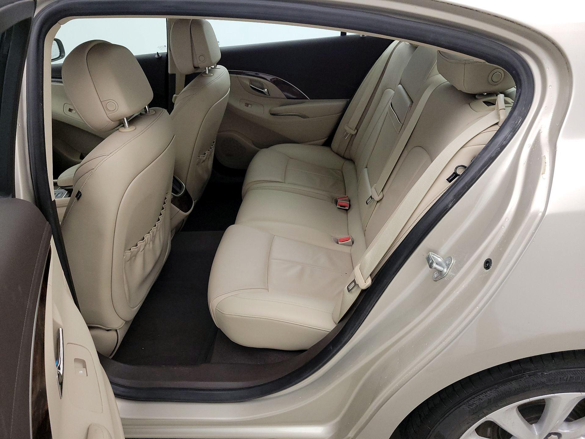 Thumbnail: 2014 Buick LaCrosse - 17