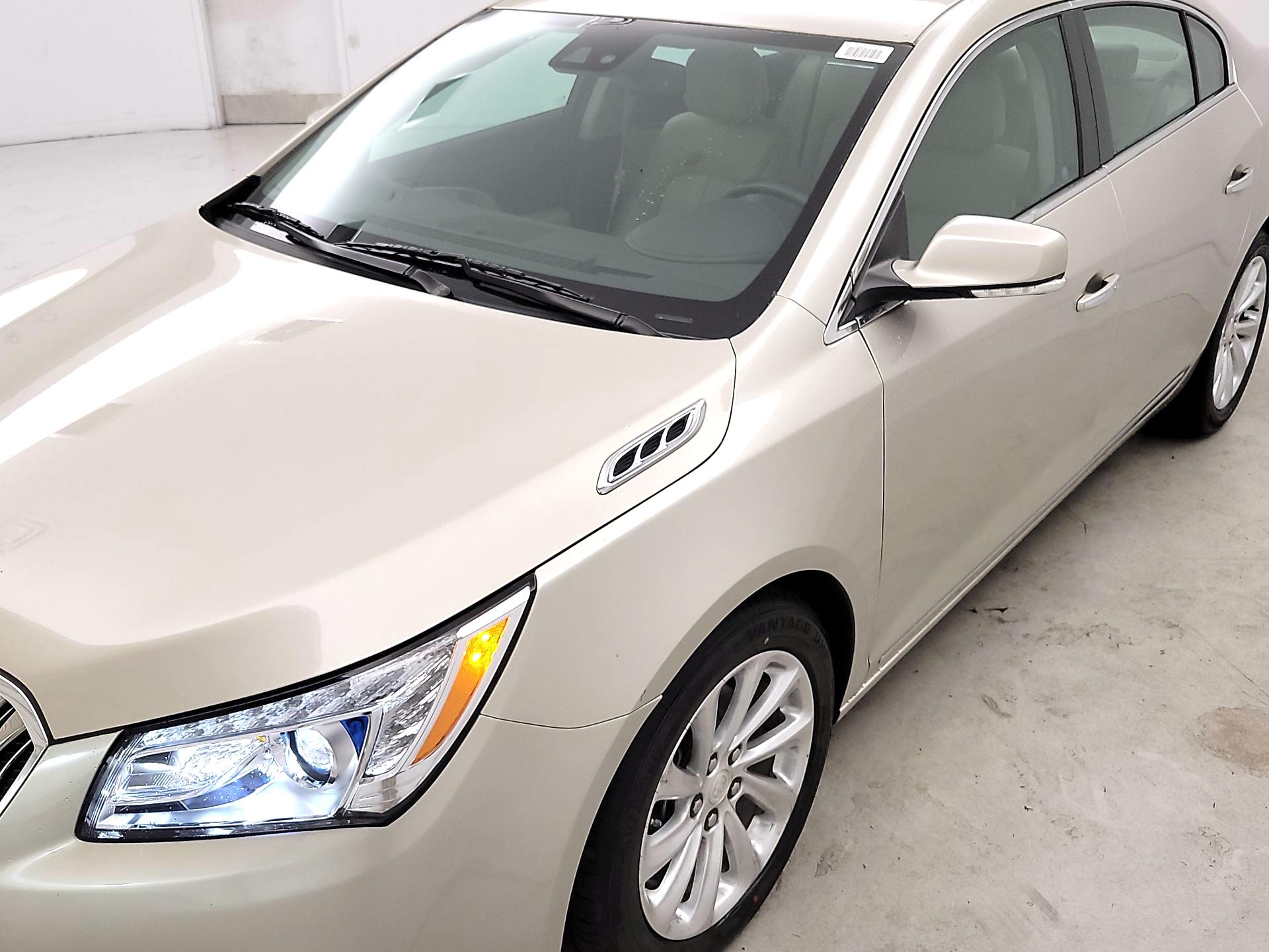 Thumbnail: 2014 Buick LaCrosse - 3