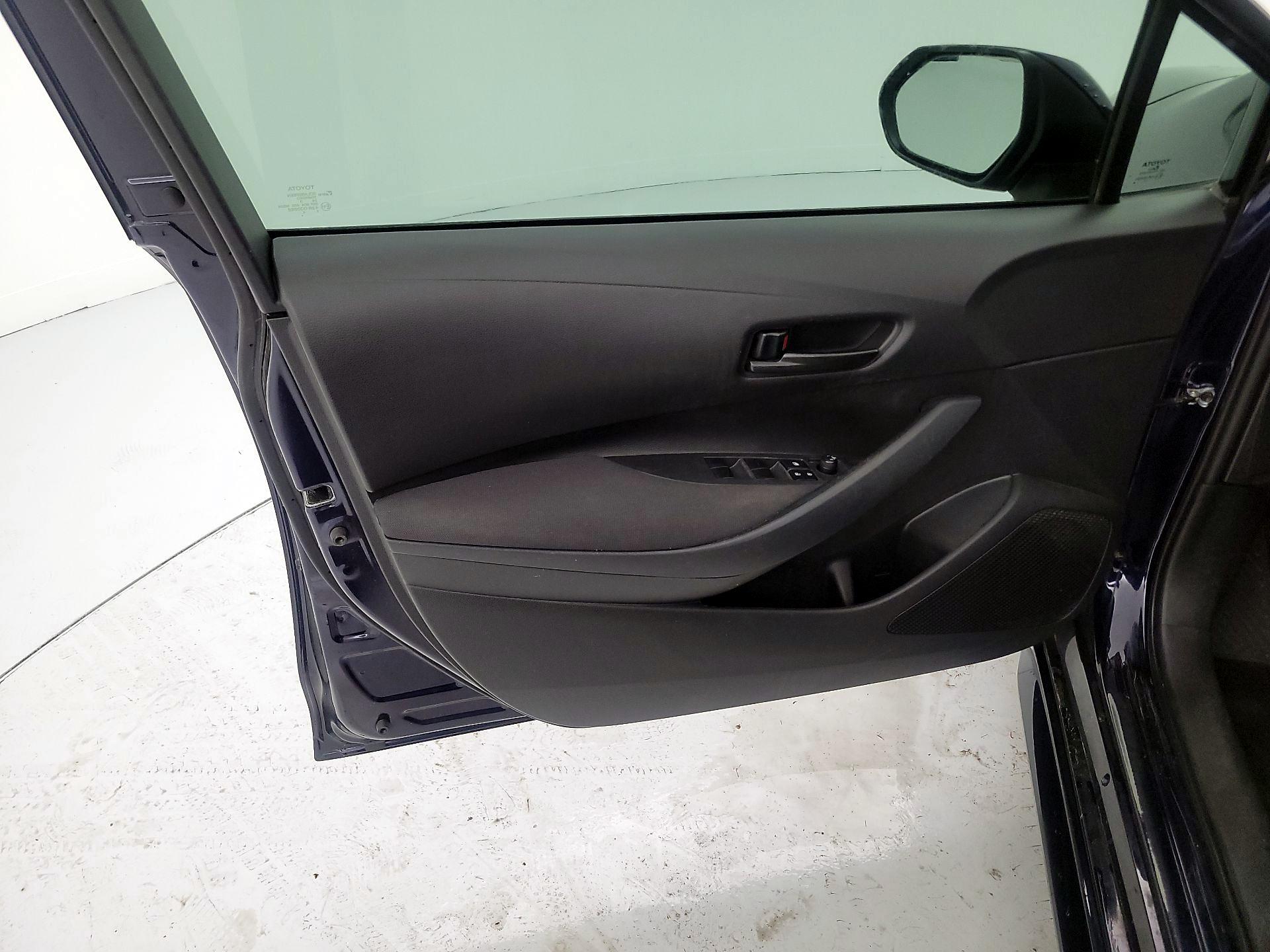 Thumbnail: 2023 Toyota Corolla - 12