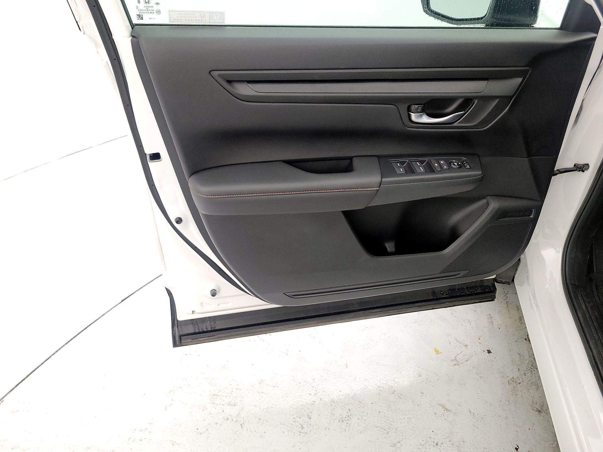 Thumbnail: 2023 Honda CR-V - 12