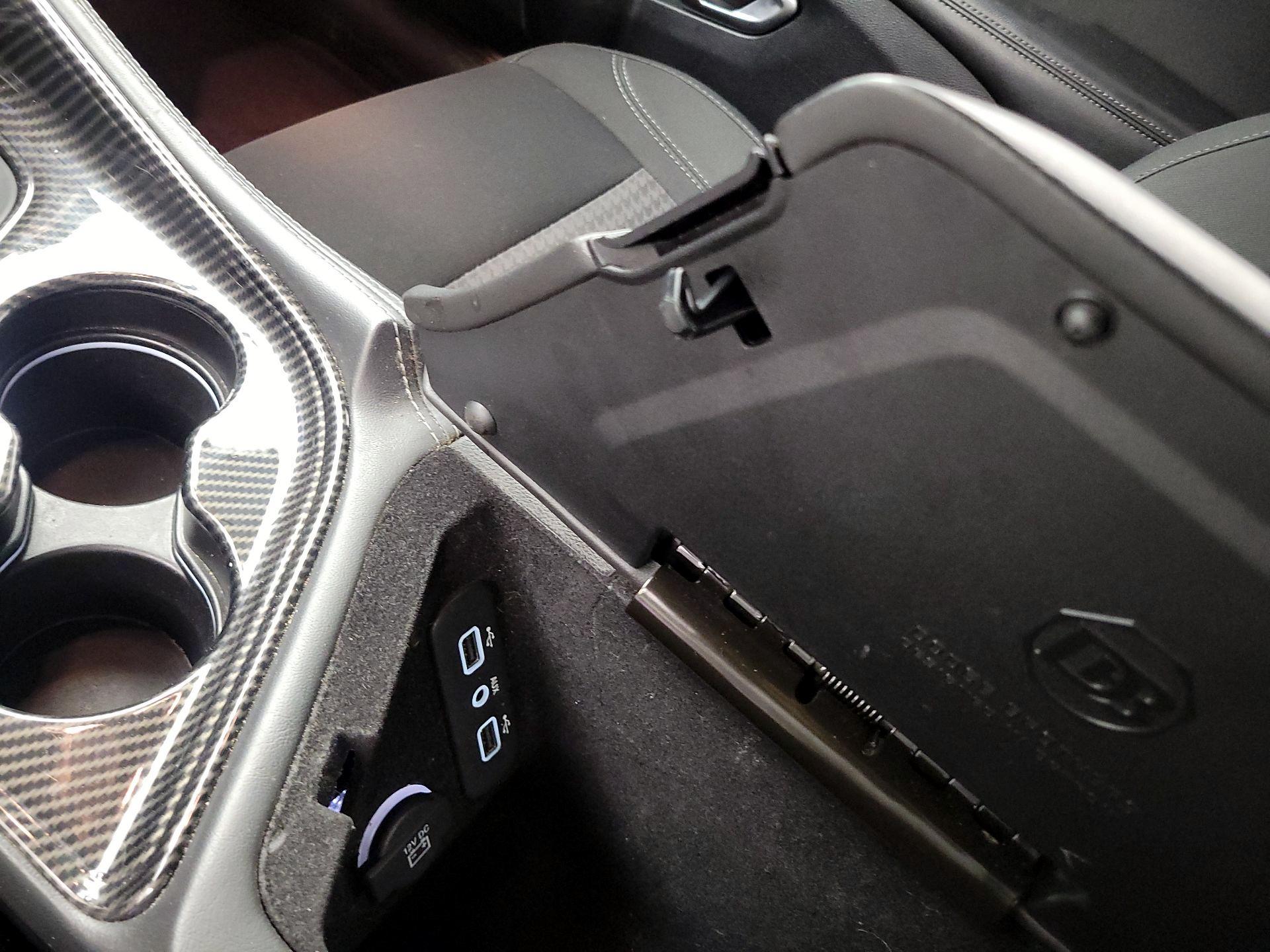 Thumbnail: 2018 Dodge Challenger - 18