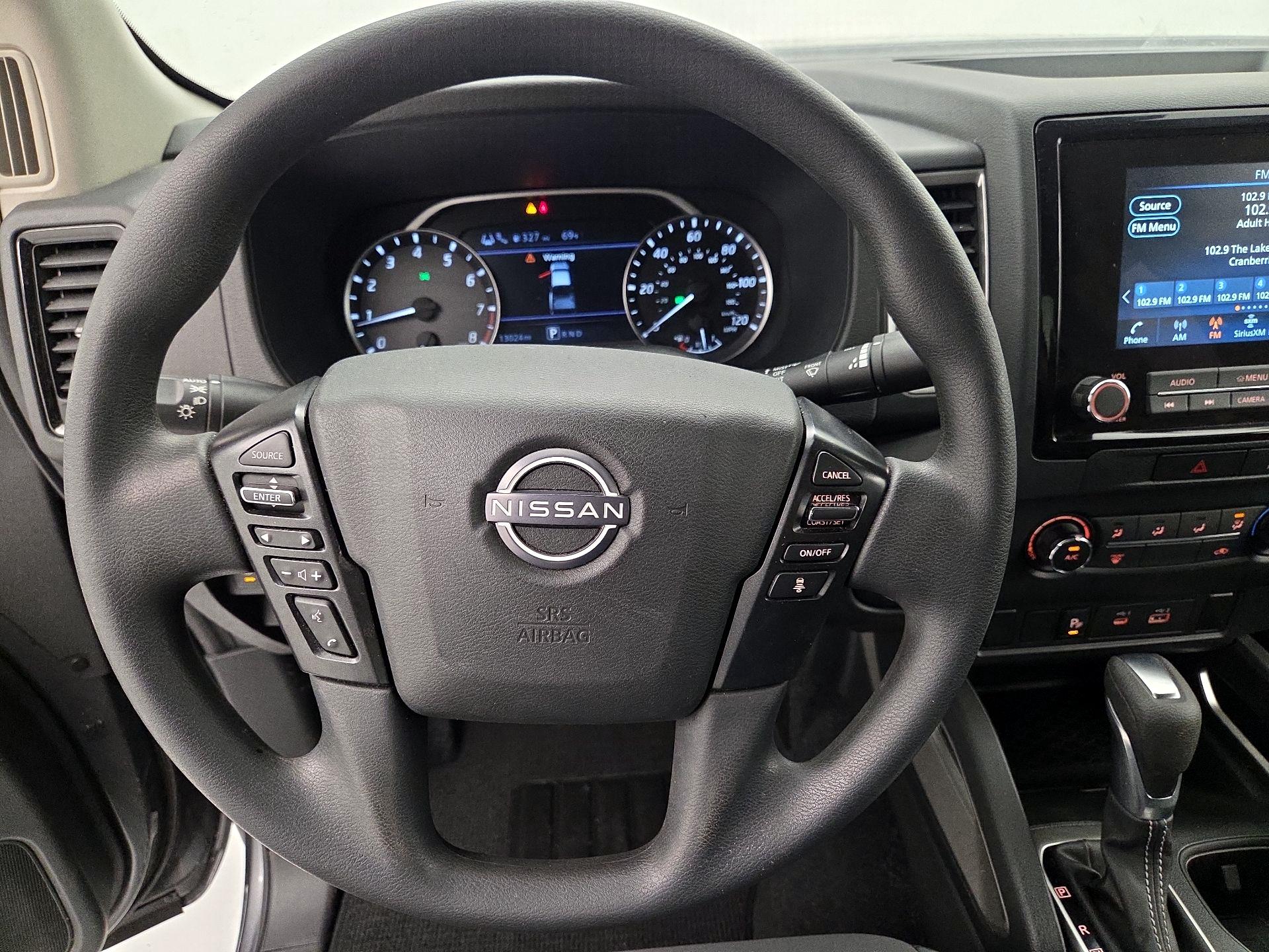 Thumbnail: 2022 Nissan Frontier - 10
