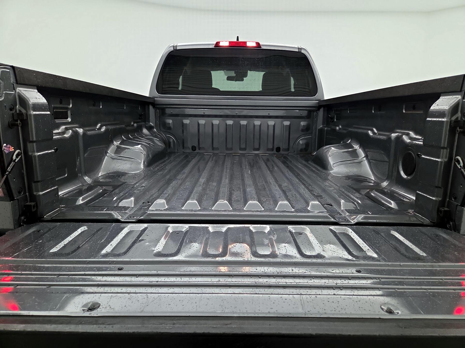 Thumbnail: 2022 Nissan Frontier - 20