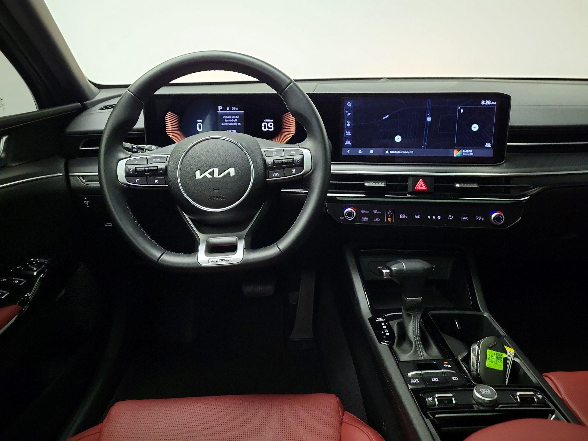 Thumbnail: 2025 Kia K5 - 10