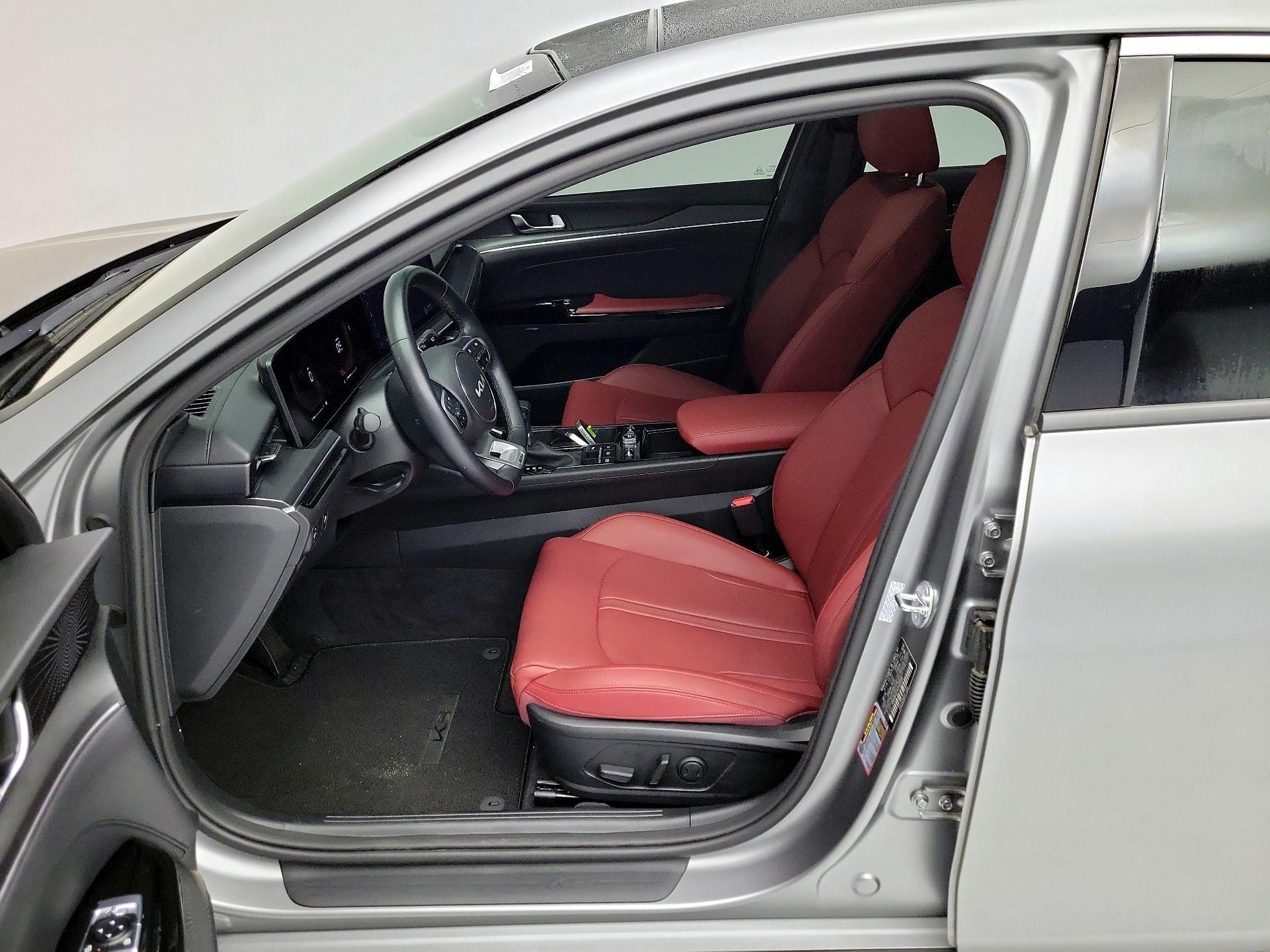 Thumbnail: 2025 Kia K5 - 11