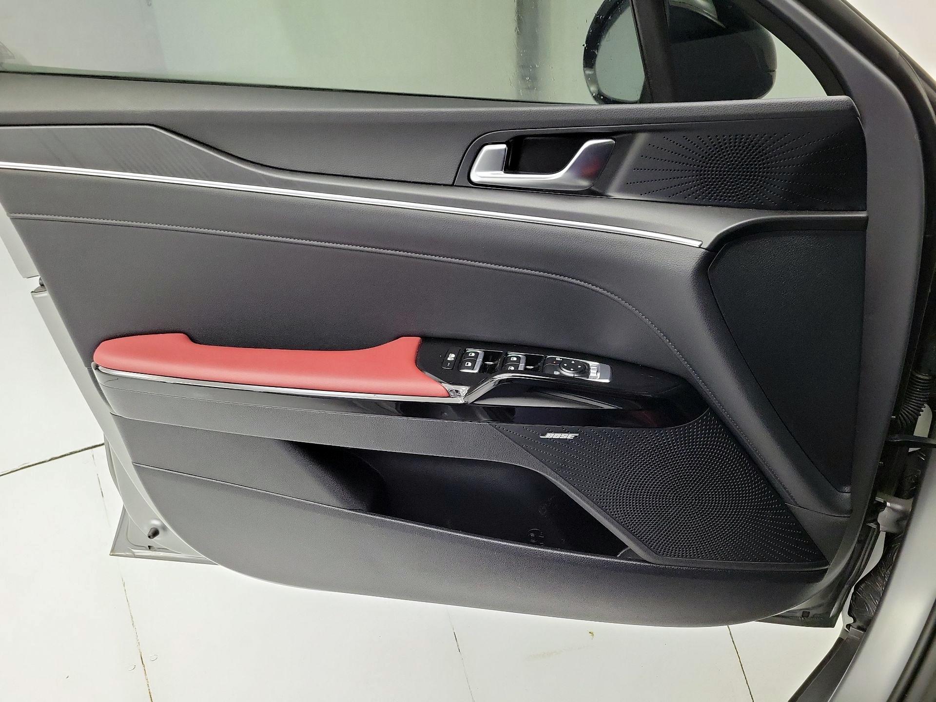 Thumbnail: 2025 Kia K5 - 12