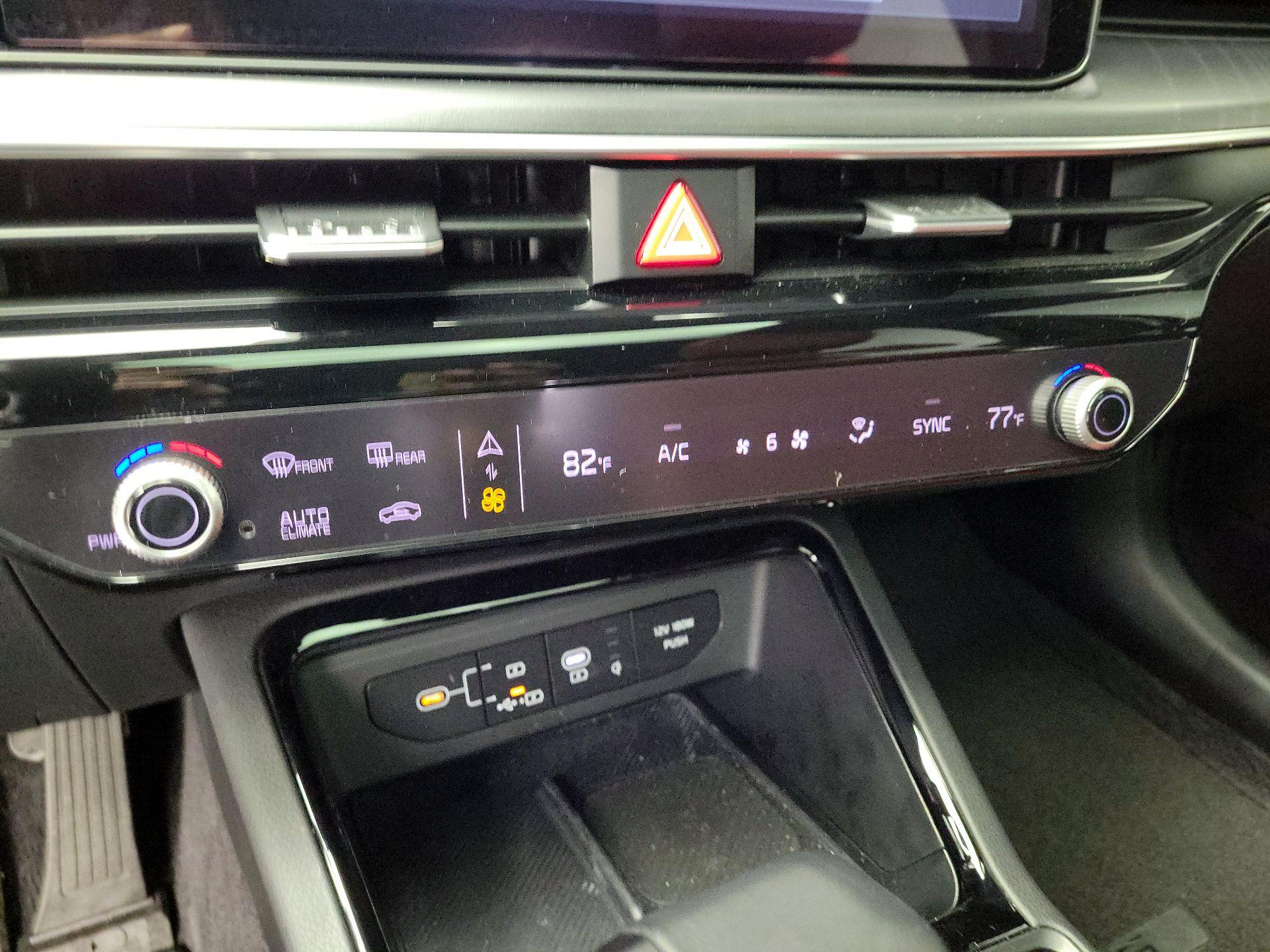 Thumbnail: 2025 Kia K5 - 17