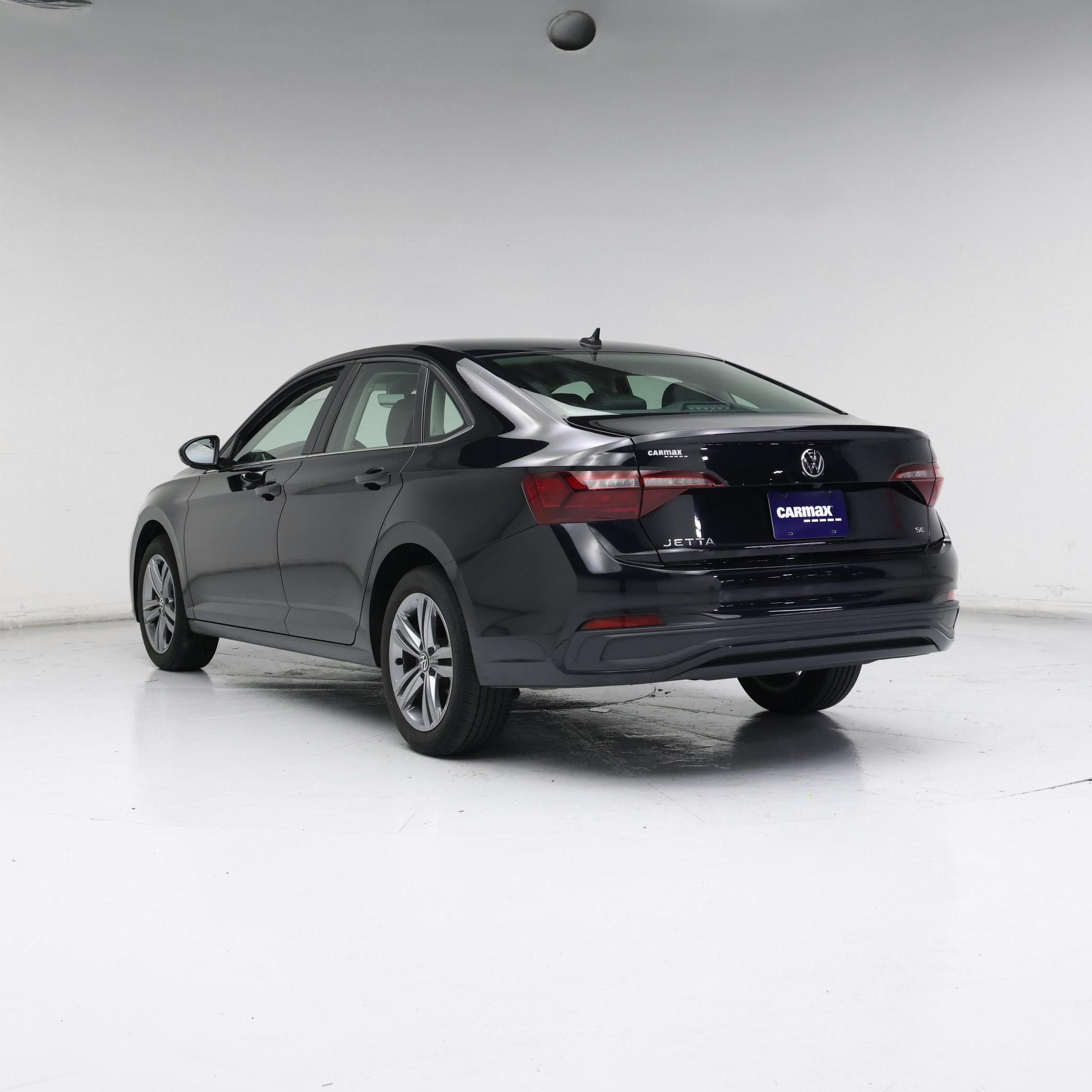 Thumbnail: 2023 Volkswagen Jetta - 2