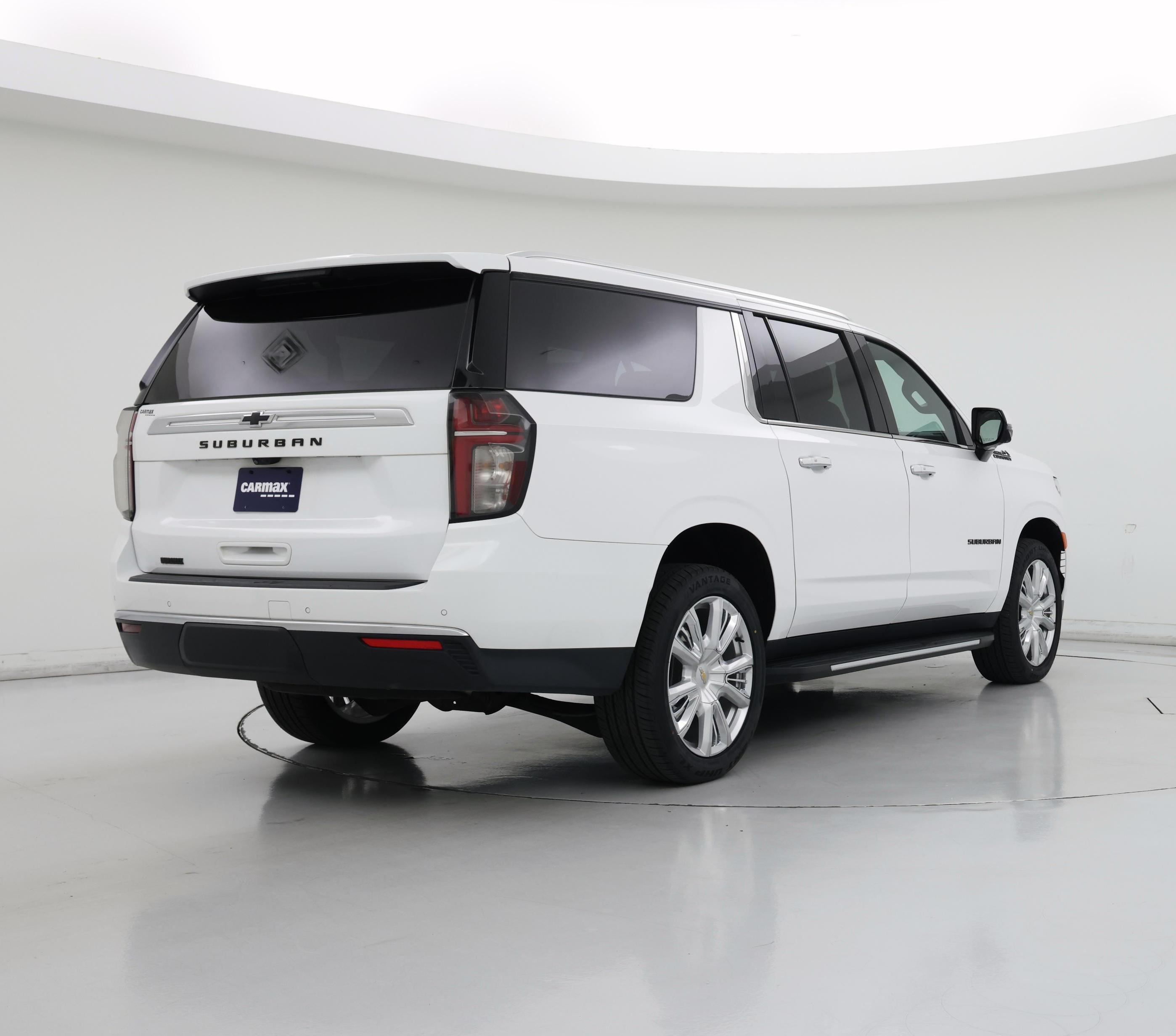 Thumbnail: 2023 Chevrolet Suburban - 8