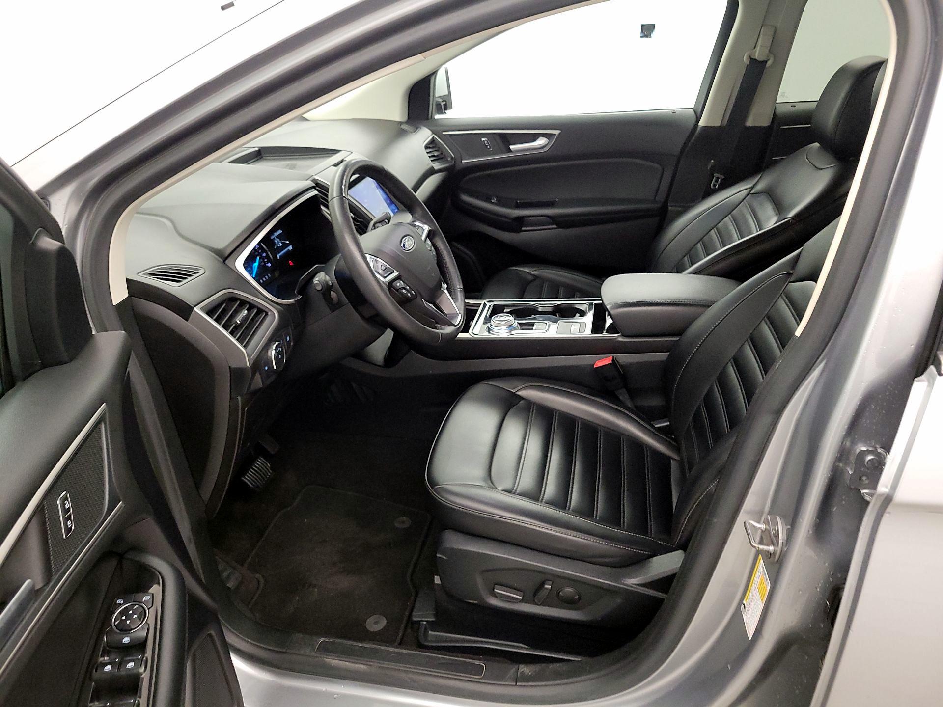 Thumbnail: 2020 Ford Edge - 11