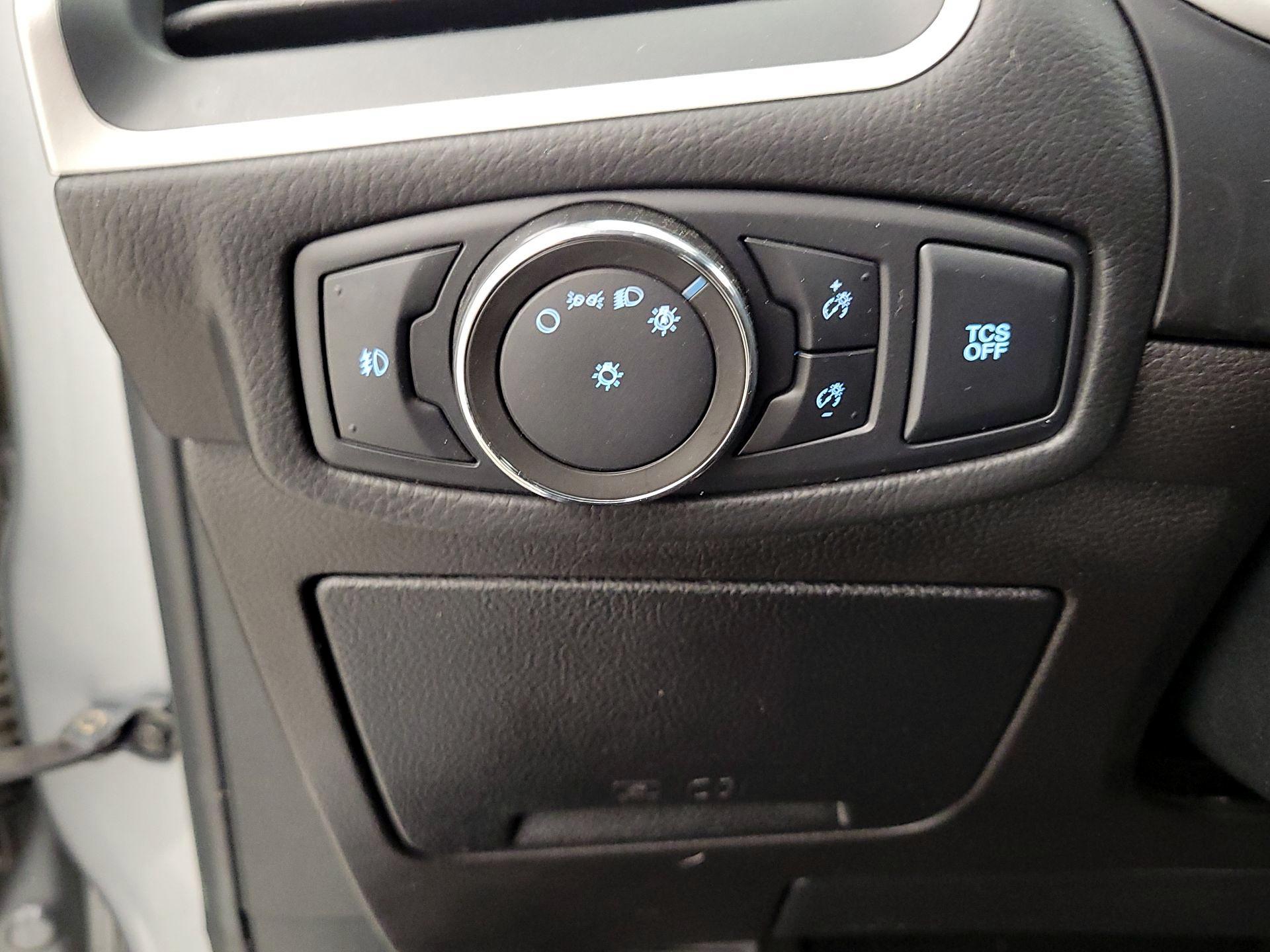 Thumbnail: 2020 Ford Edge - 13