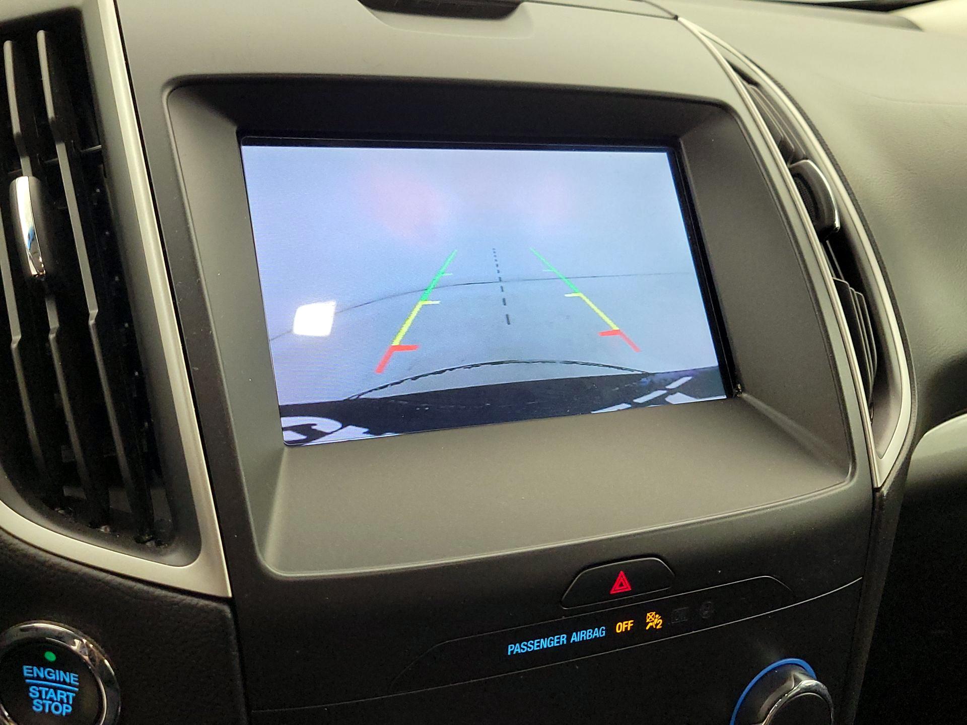 Thumbnail: 2020 Ford Edge - 14