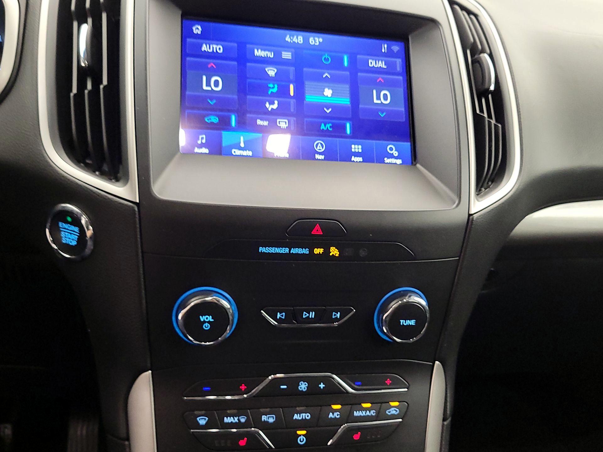 Thumbnail: 2020 Ford Edge - 16