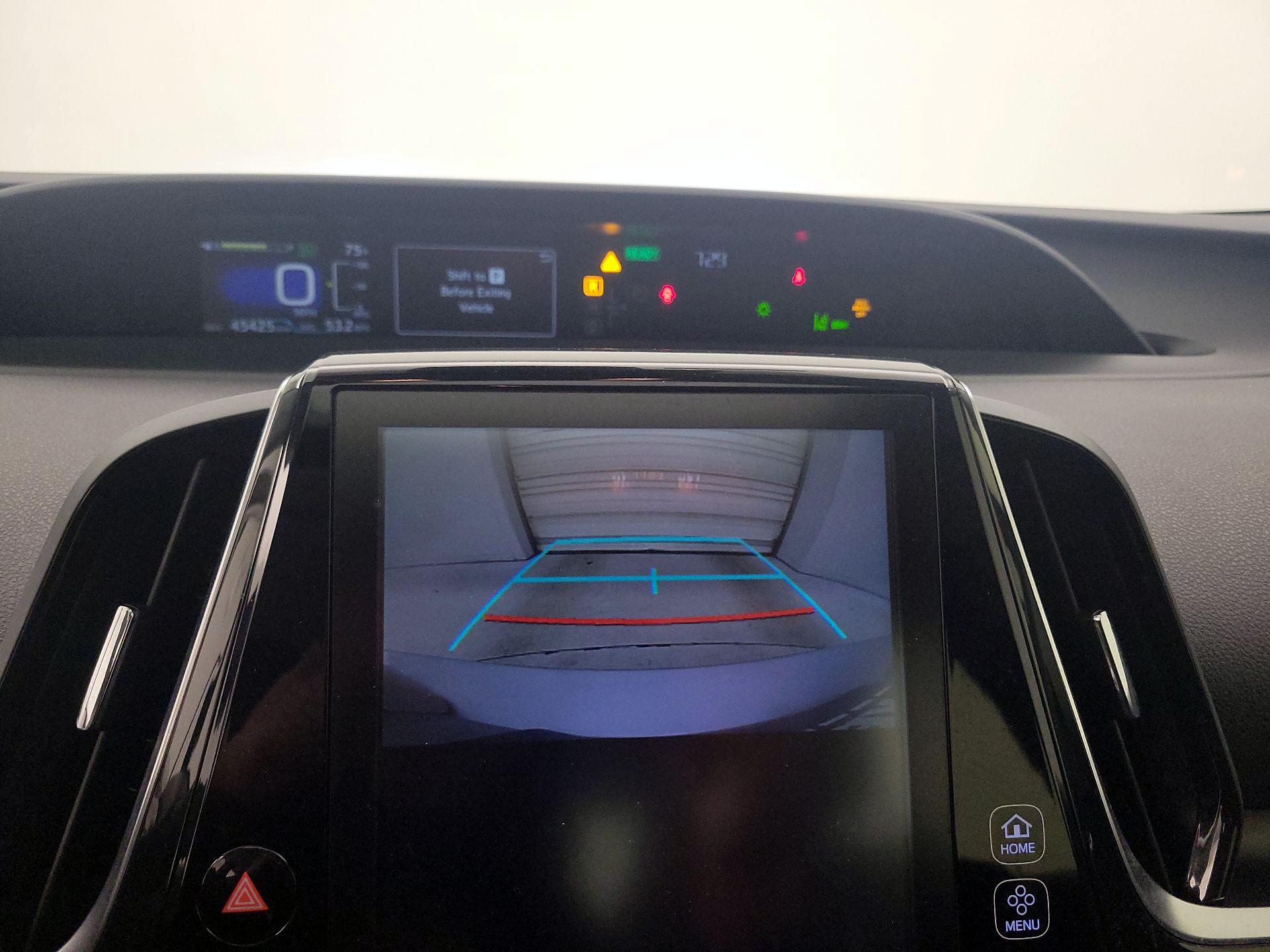 Thumbnail: 2019 Toyota Prius - 15