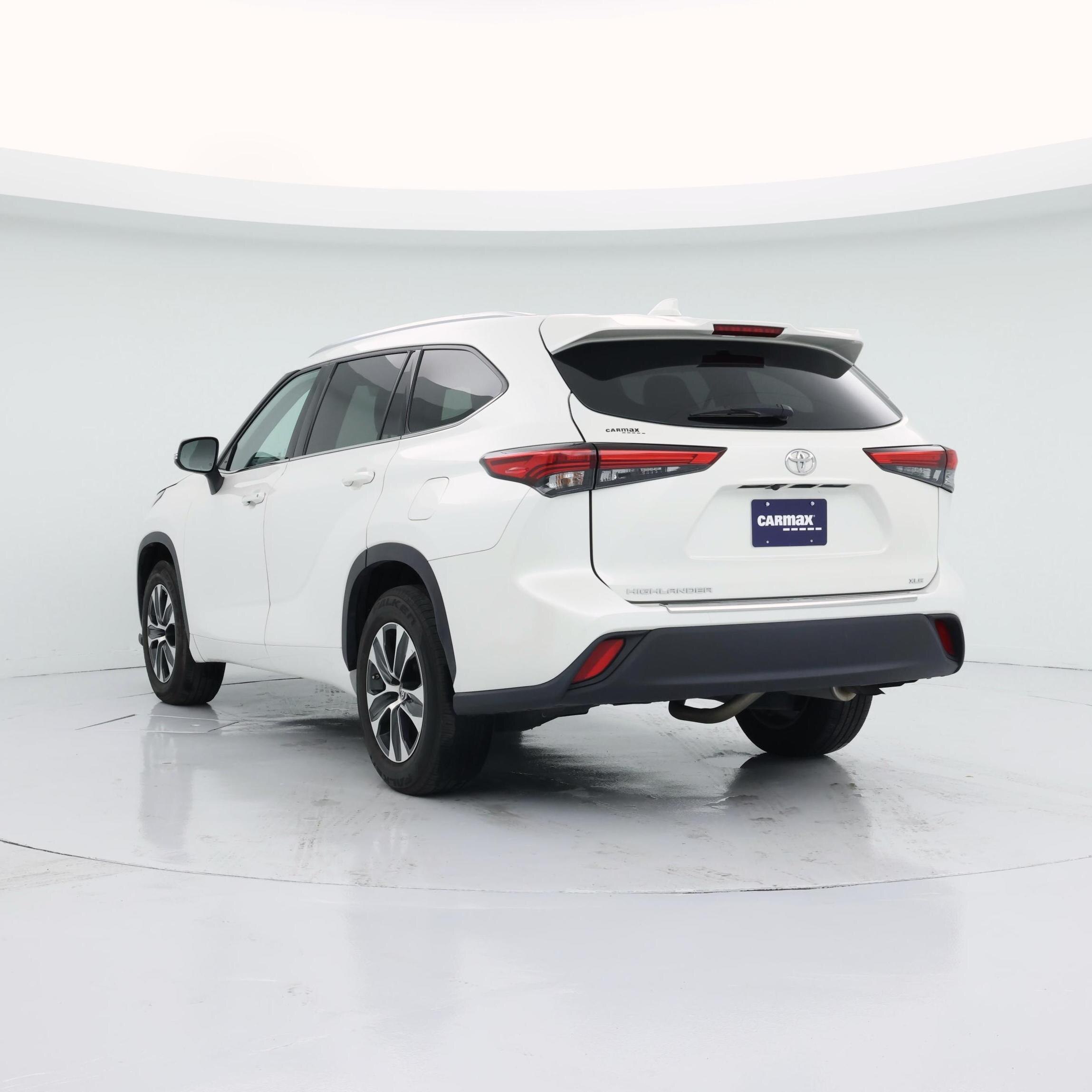 Thumbnail: 2020 Toyota Highlander - 2