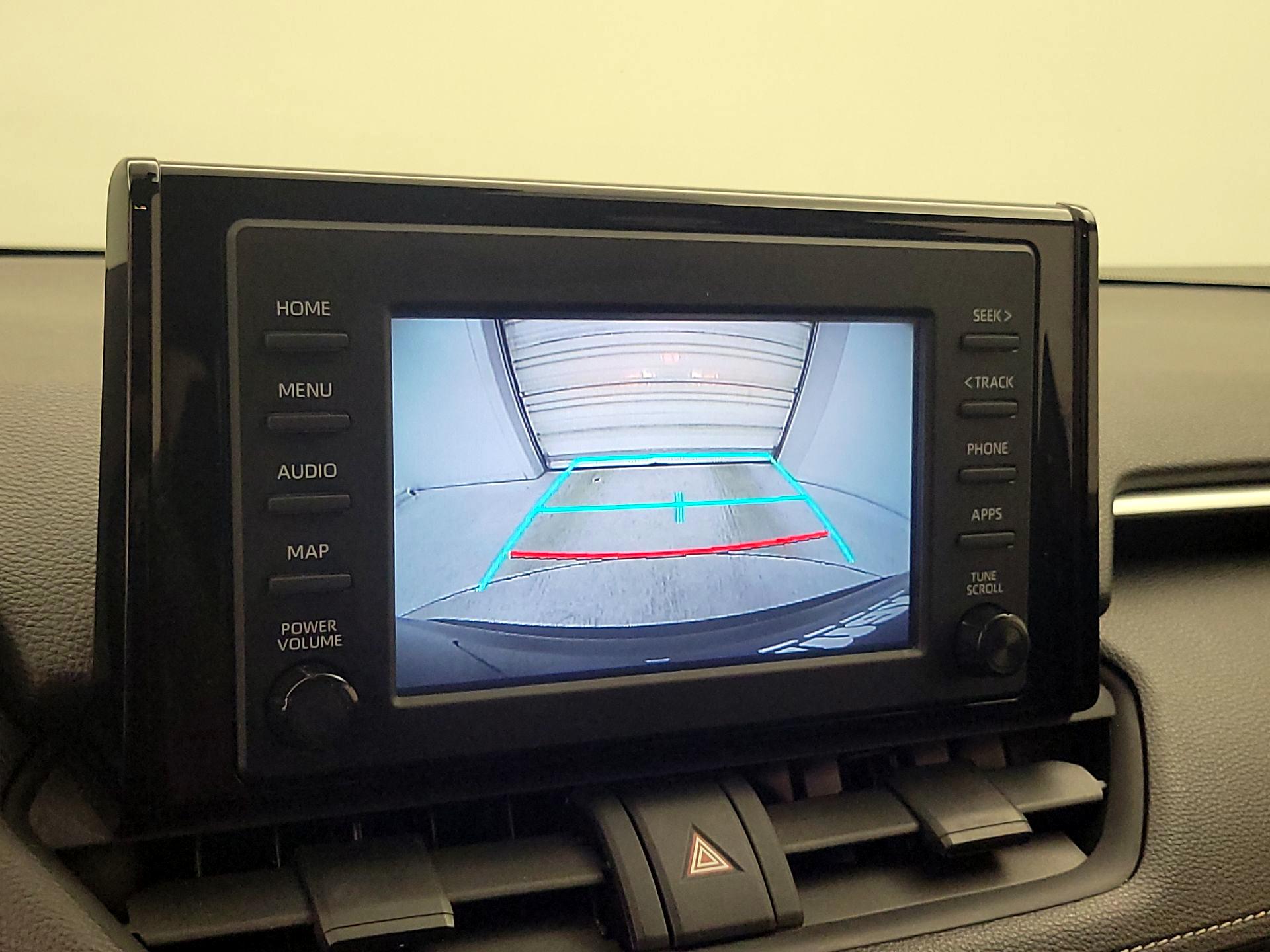 Thumbnail: 2019 Toyota RAV4 - 14