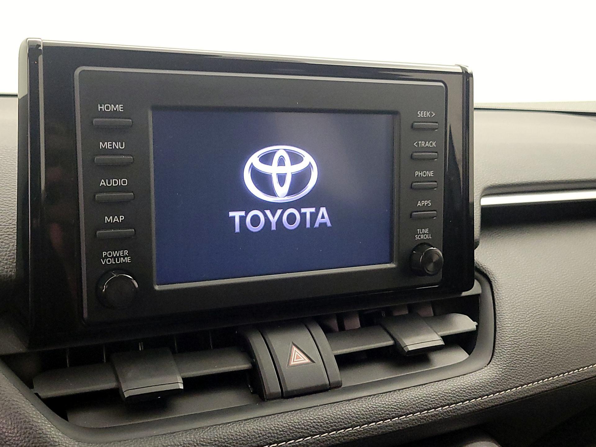 Thumbnail: 2019 Toyota RAV4 - 15