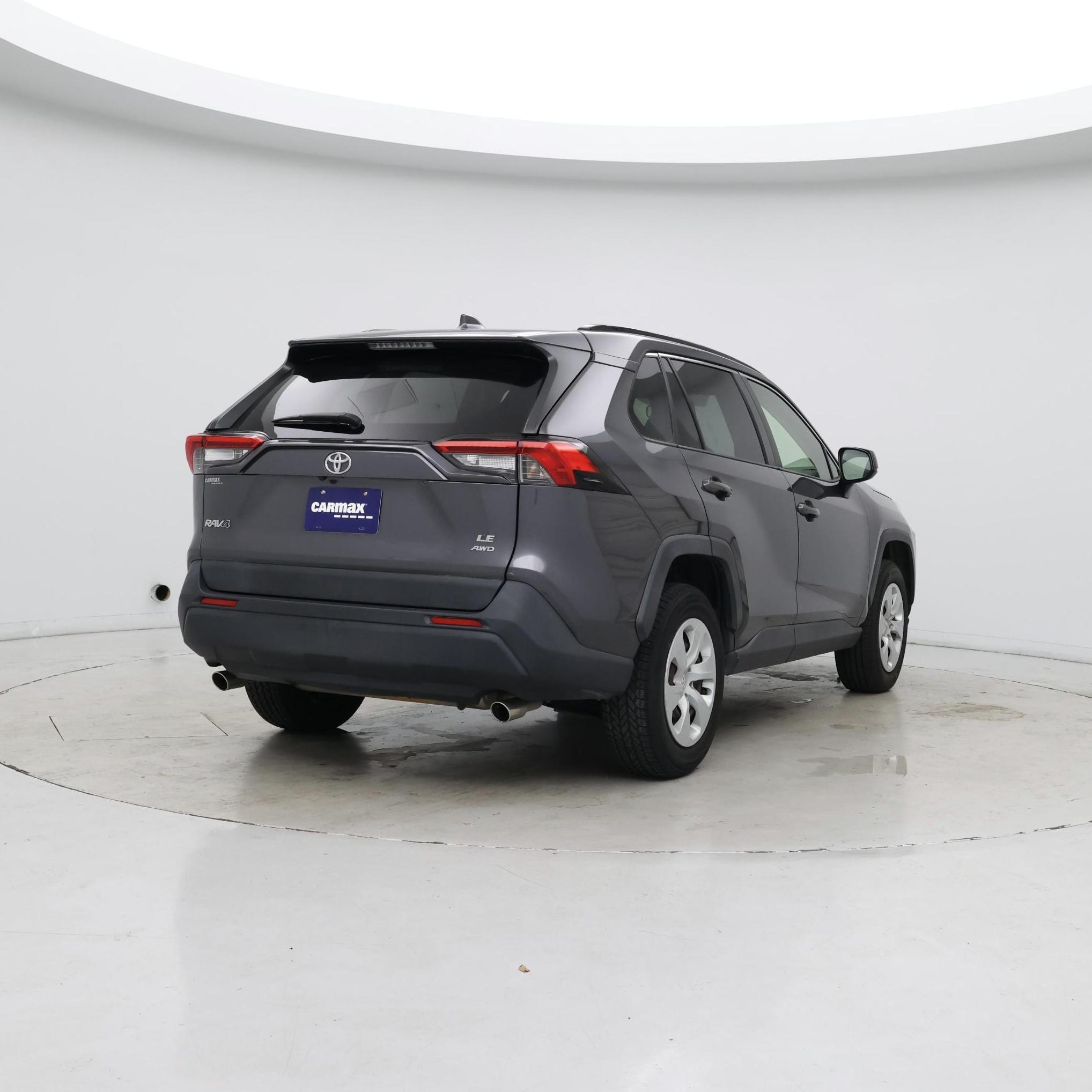 Thumbnail: 2019 Toyota RAV4 - 8