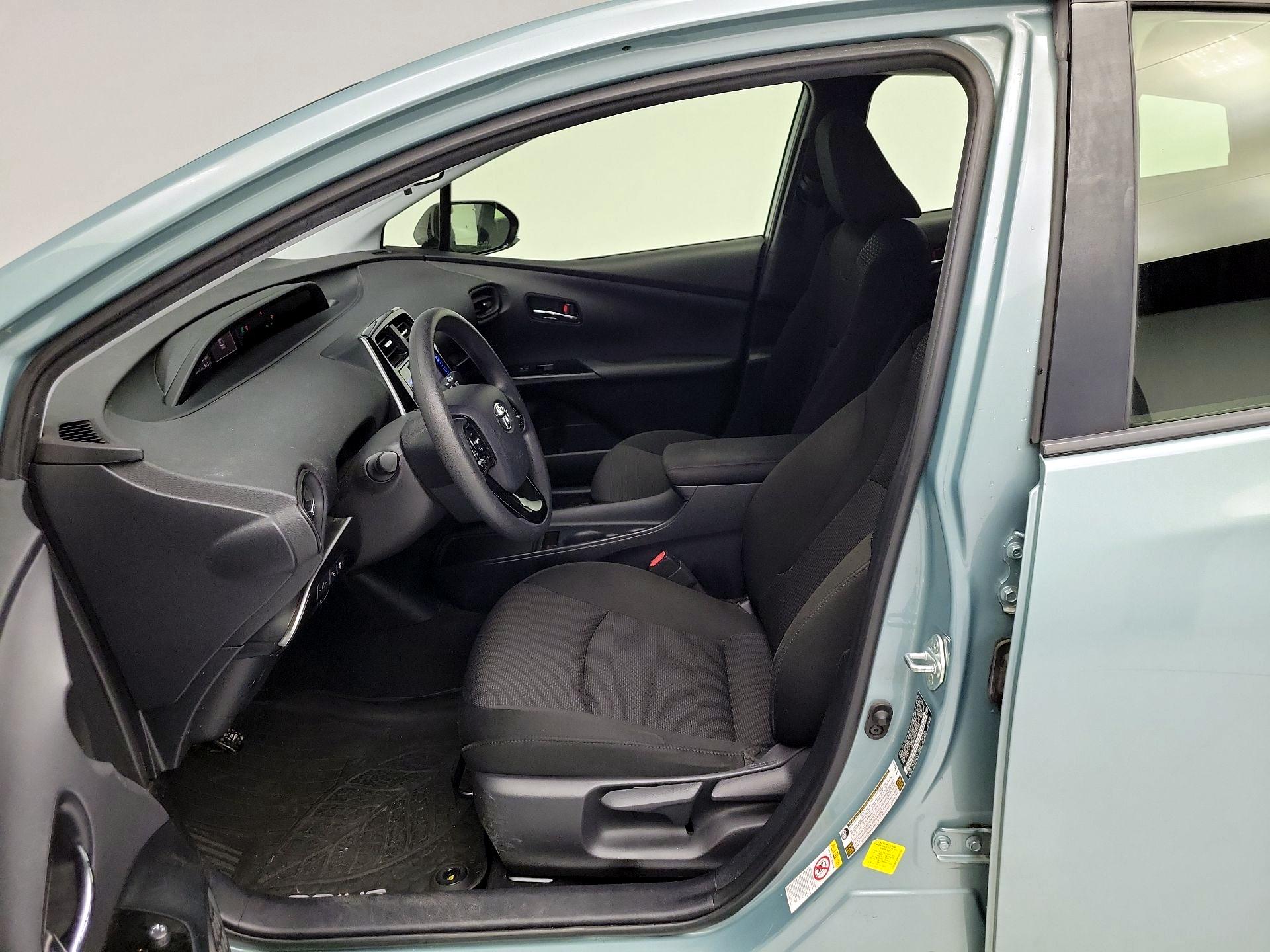 Thumbnail: 2019 Toyota Prius - 11