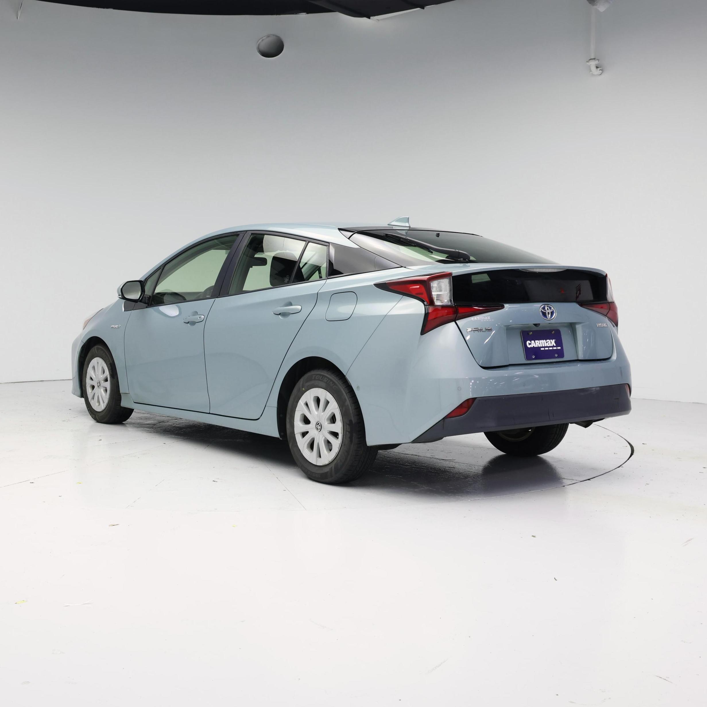 Thumbnail: 2019 Toyota Prius - 2