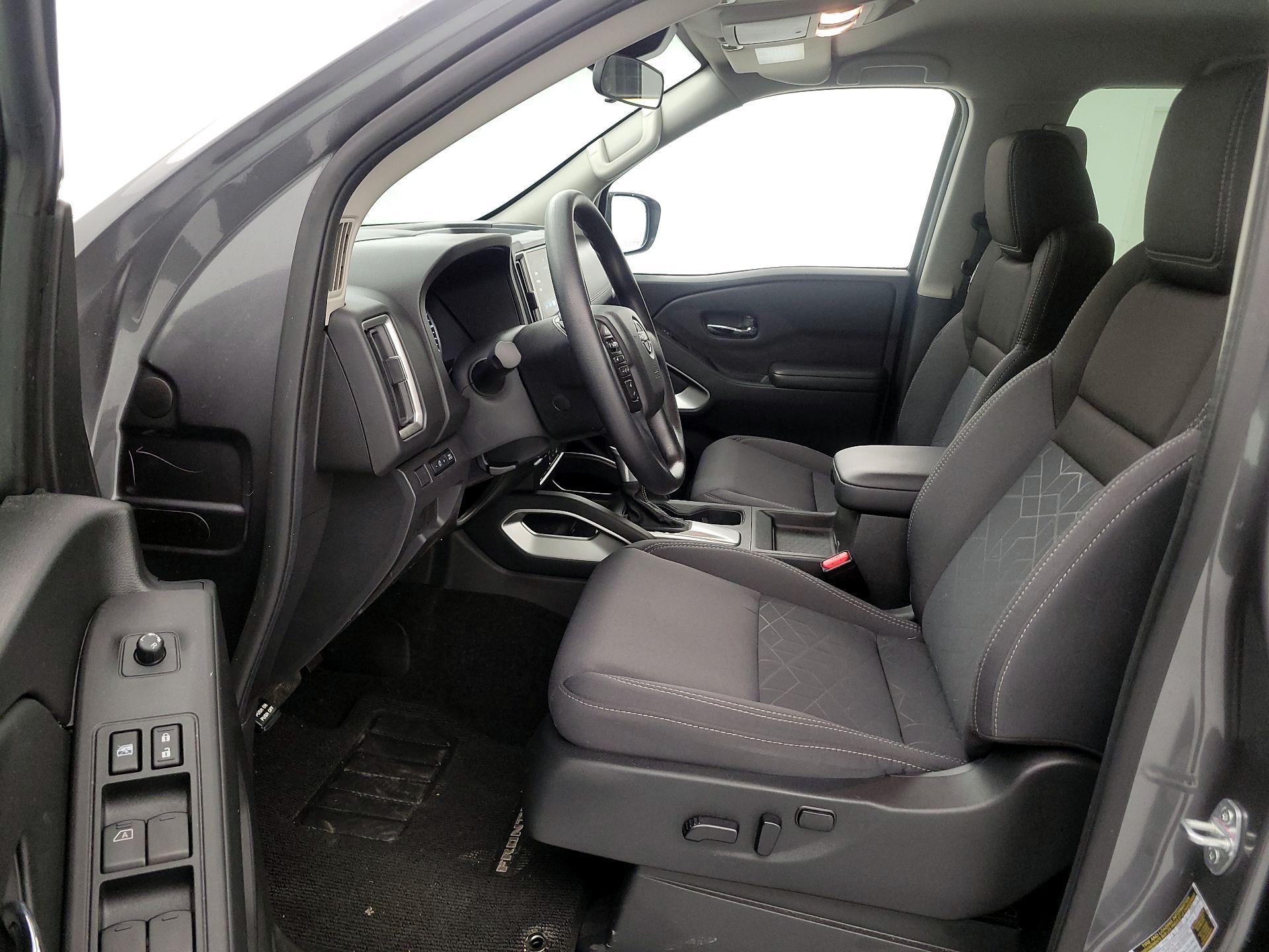 Thumbnail: 2025 Nissan Frontier - 11