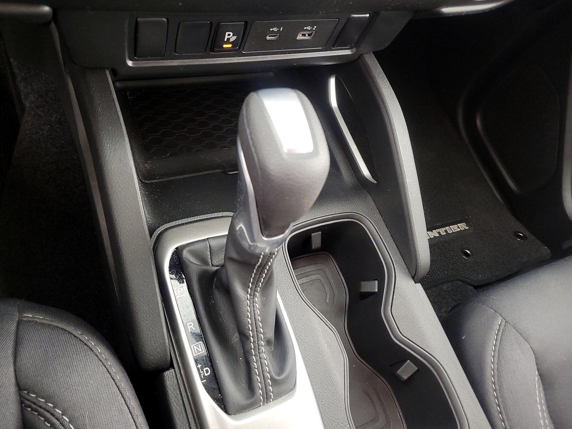 Thumbnail: 2025 Nissan Frontier - 17