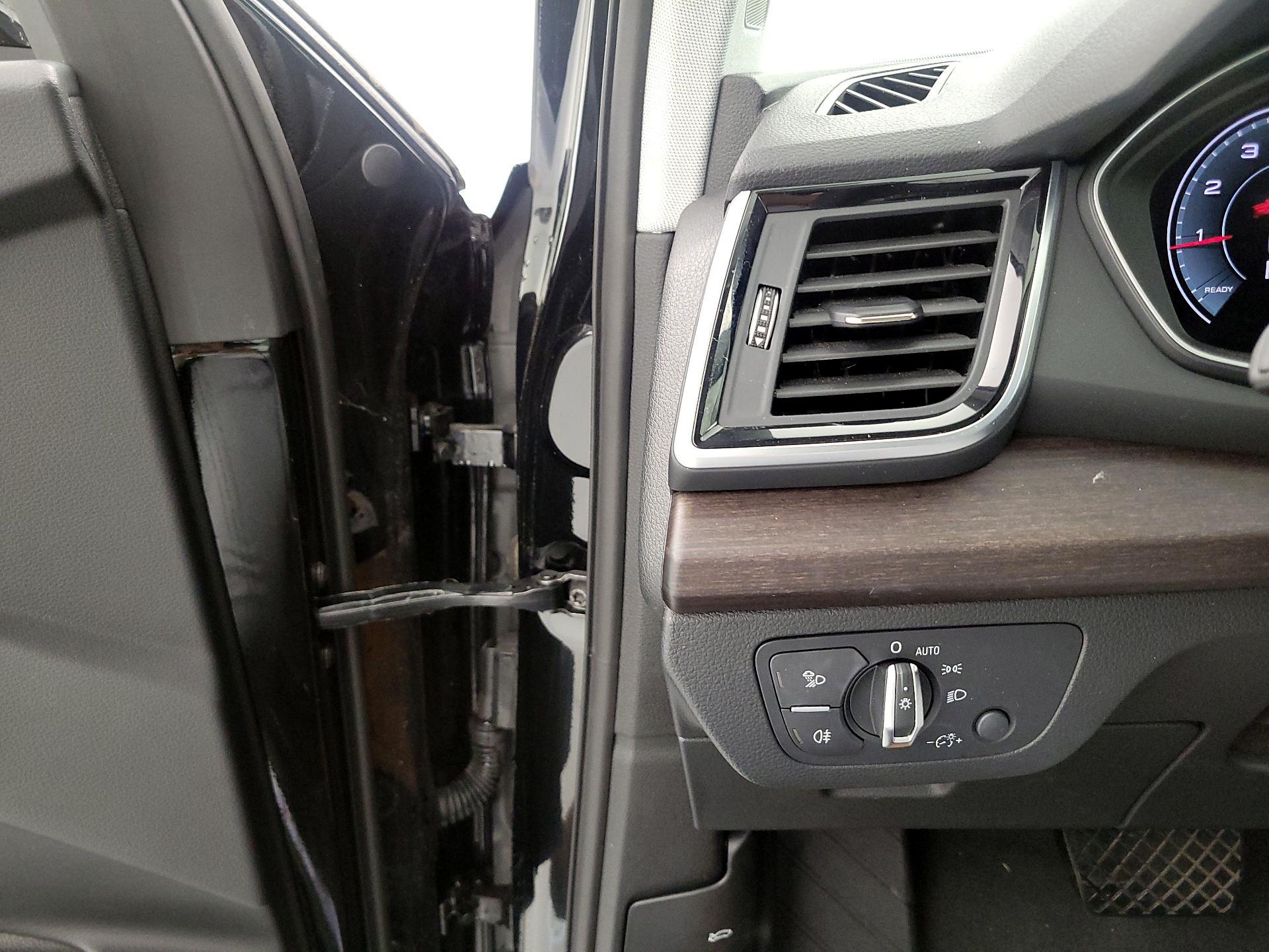 Thumbnail: 2023 Audi Q5 - 13