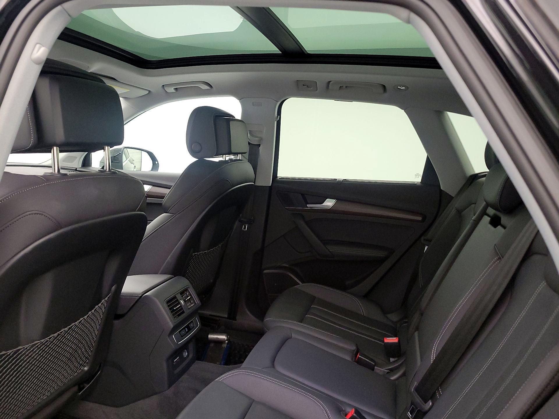 Thumbnail: 2023 Audi Q5 - 19