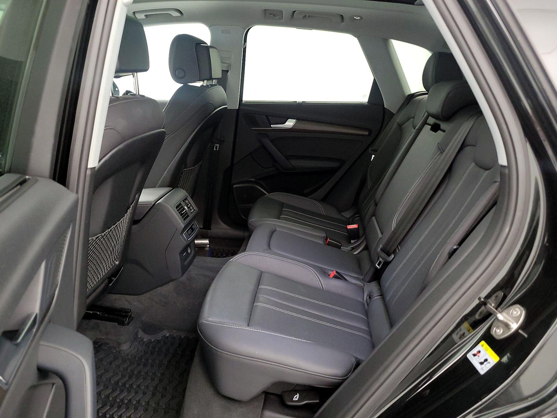 Thumbnail: 2023 Audi Q5 - 20