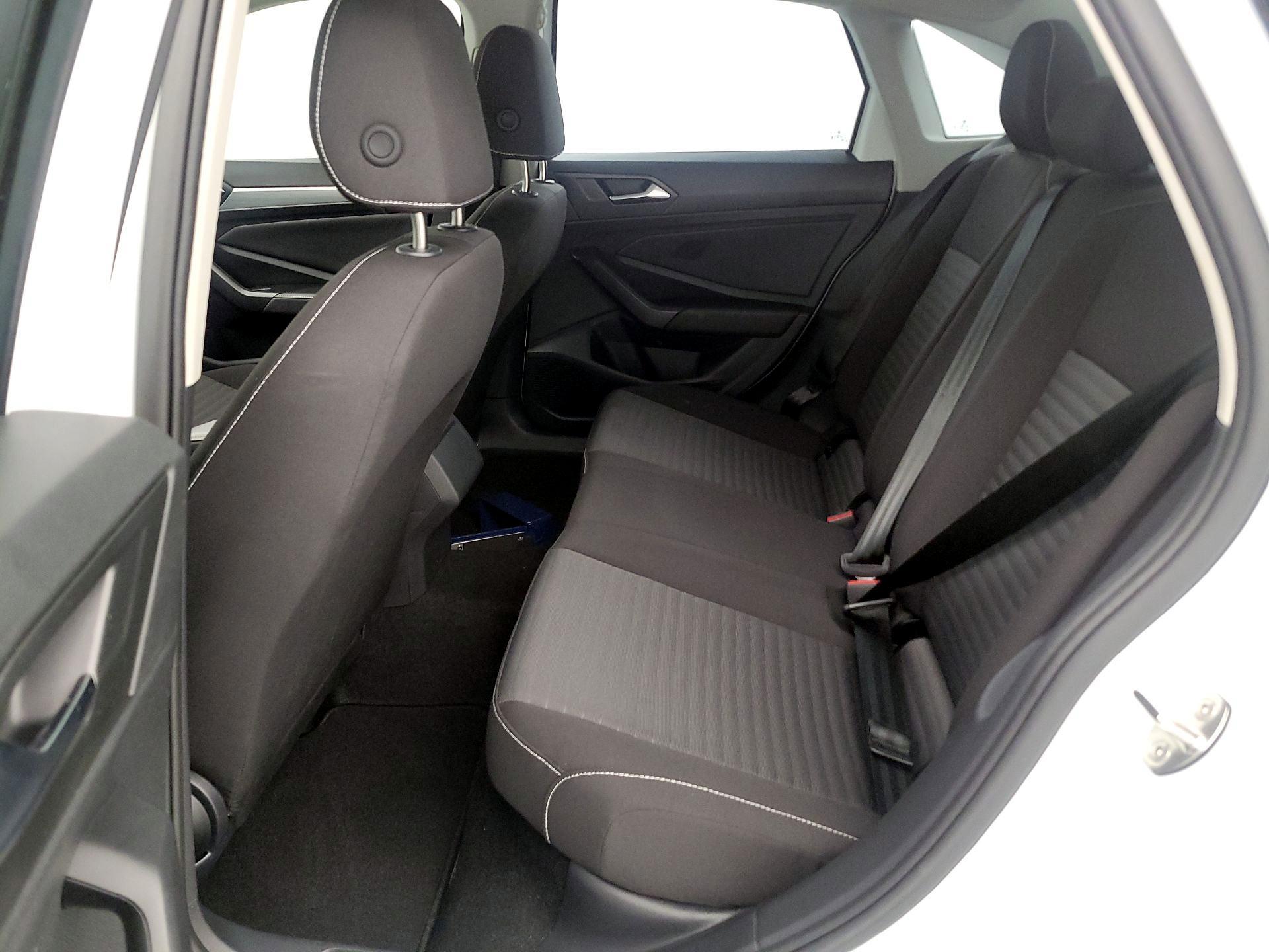 Thumbnail: 2025 Volkswagen Jetta - 19