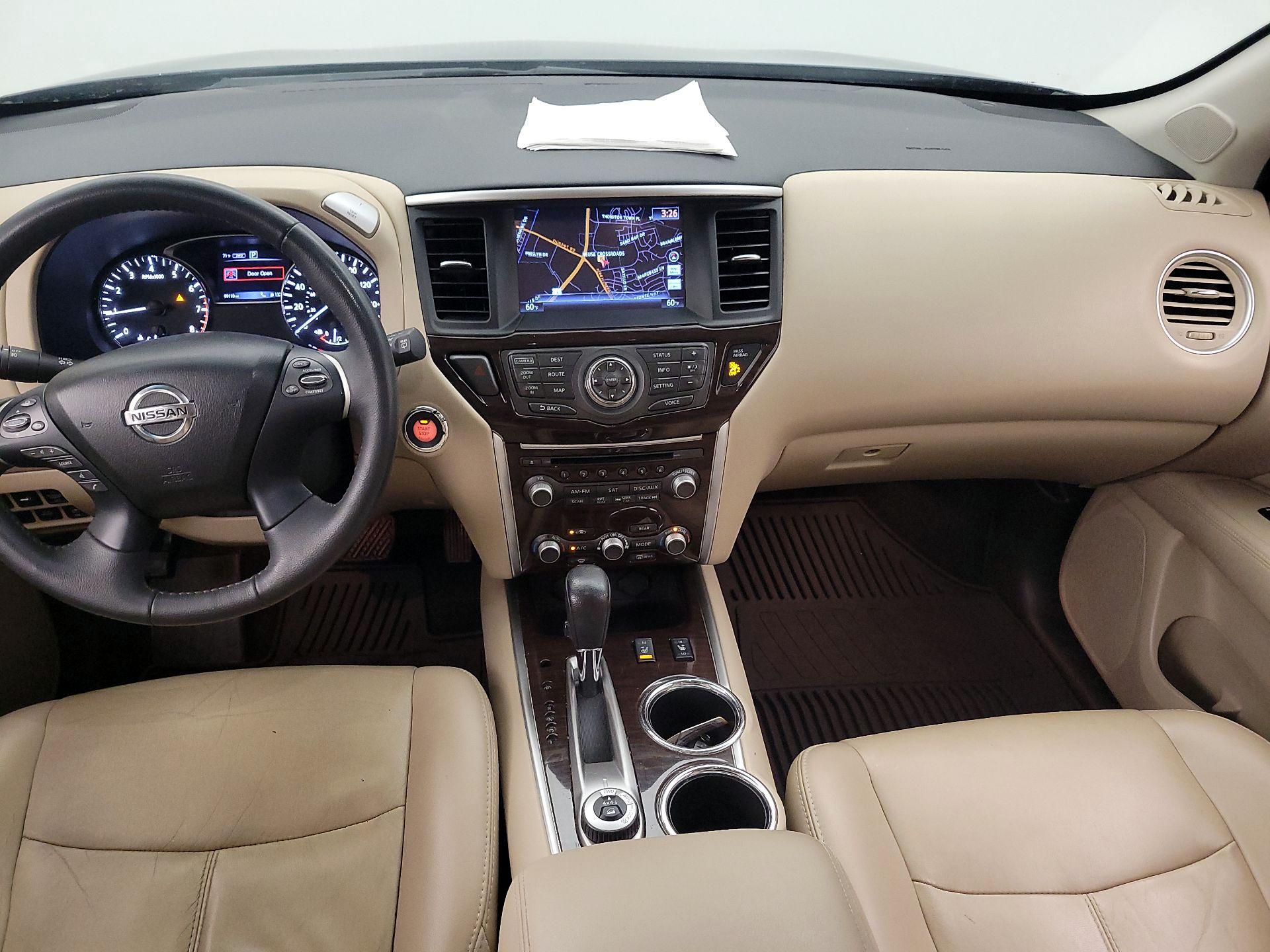Thumbnail: 2016 Nissan Pathfinder - 9