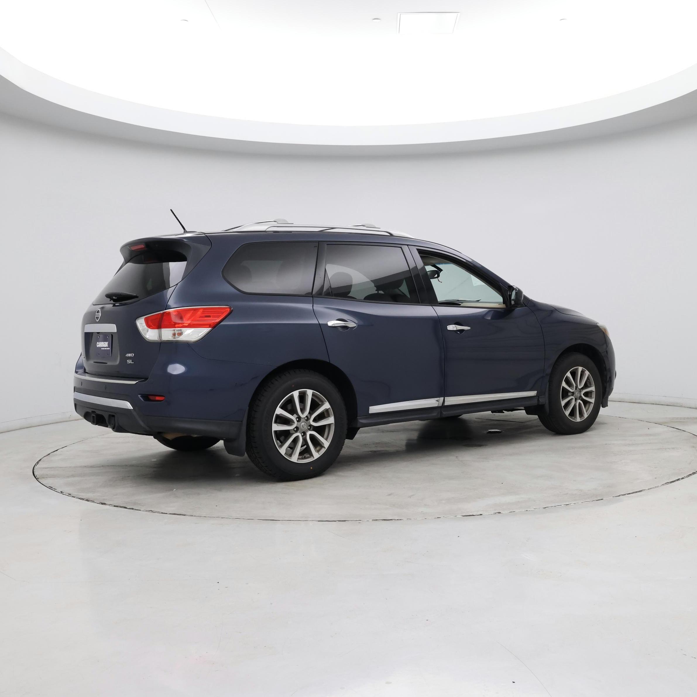 Thumbnail: 2016 Nissan Pathfinder - 6